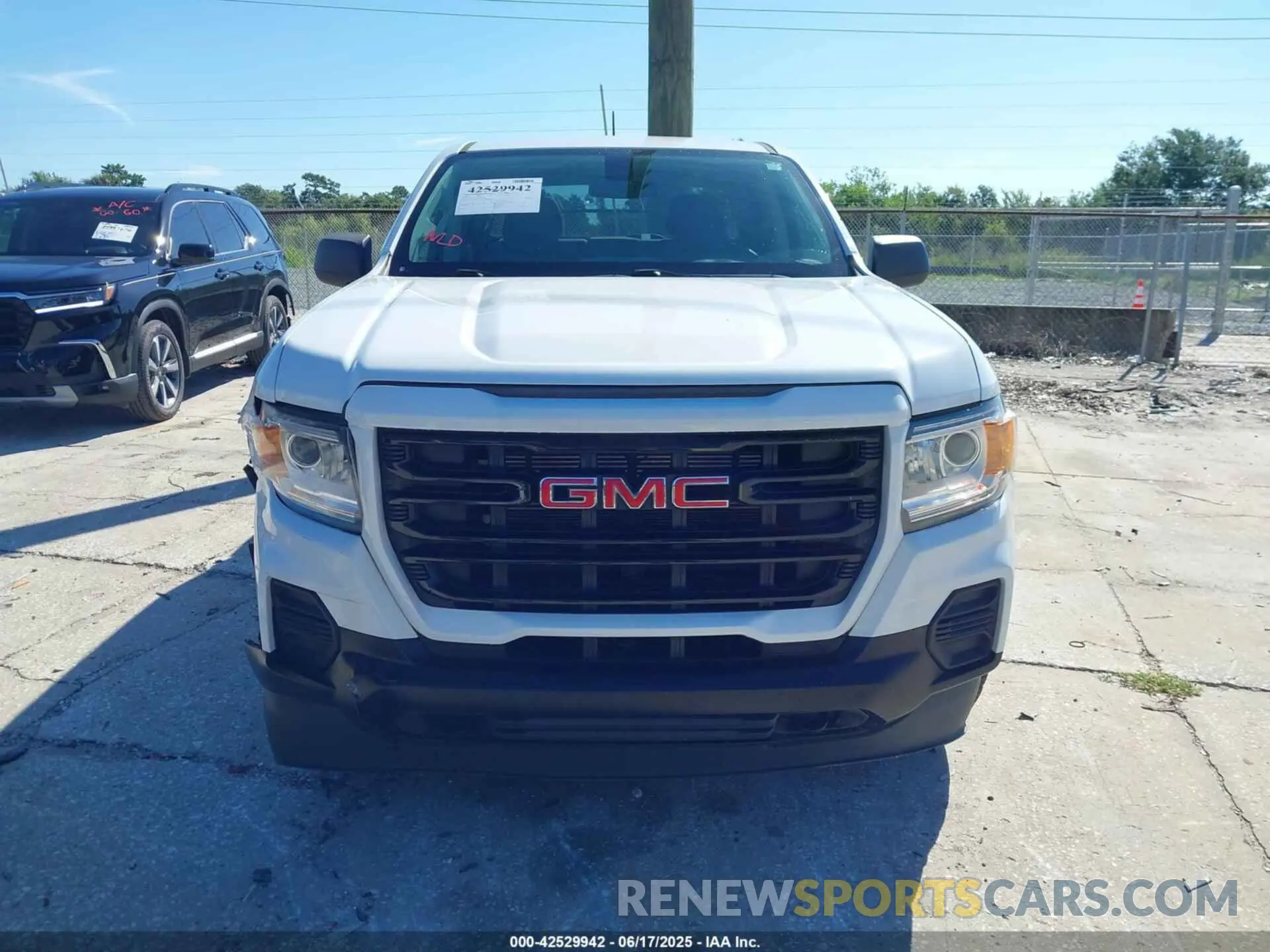 12 fotografías del automóvil dañado 1GTG5BENXM1280252 GMC CANYON 2021