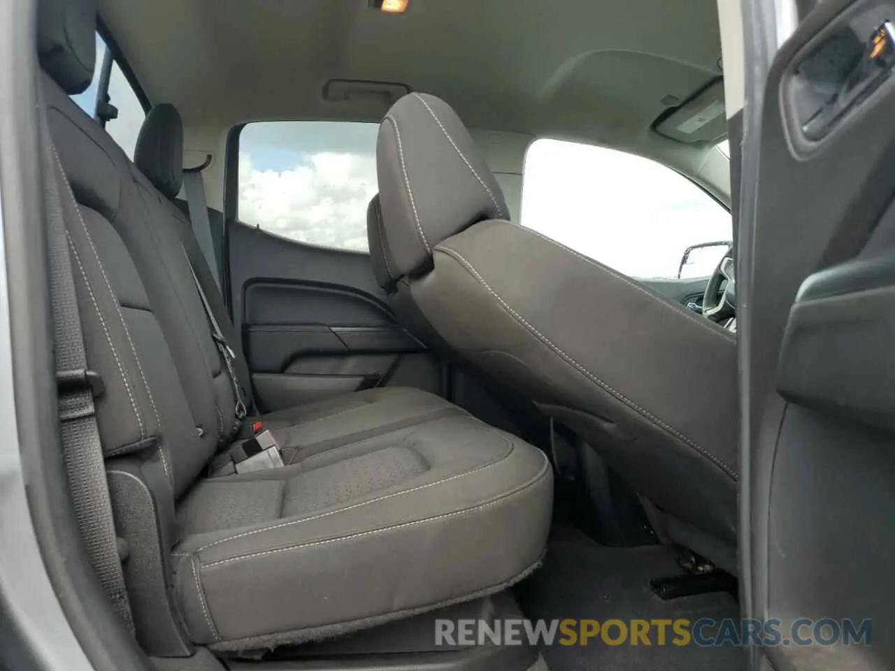 10 fotografías del automóvil dañado 1GTG5CEN5M1197513 GMC CANYON 2021