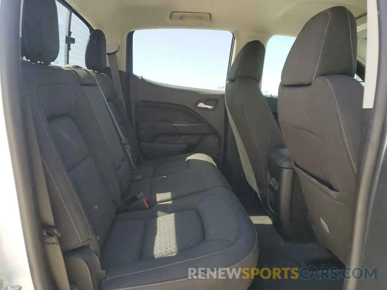 10 fotografías del automóvil dañado 1GTG5CENXM1293587 GMC CANYON 2021