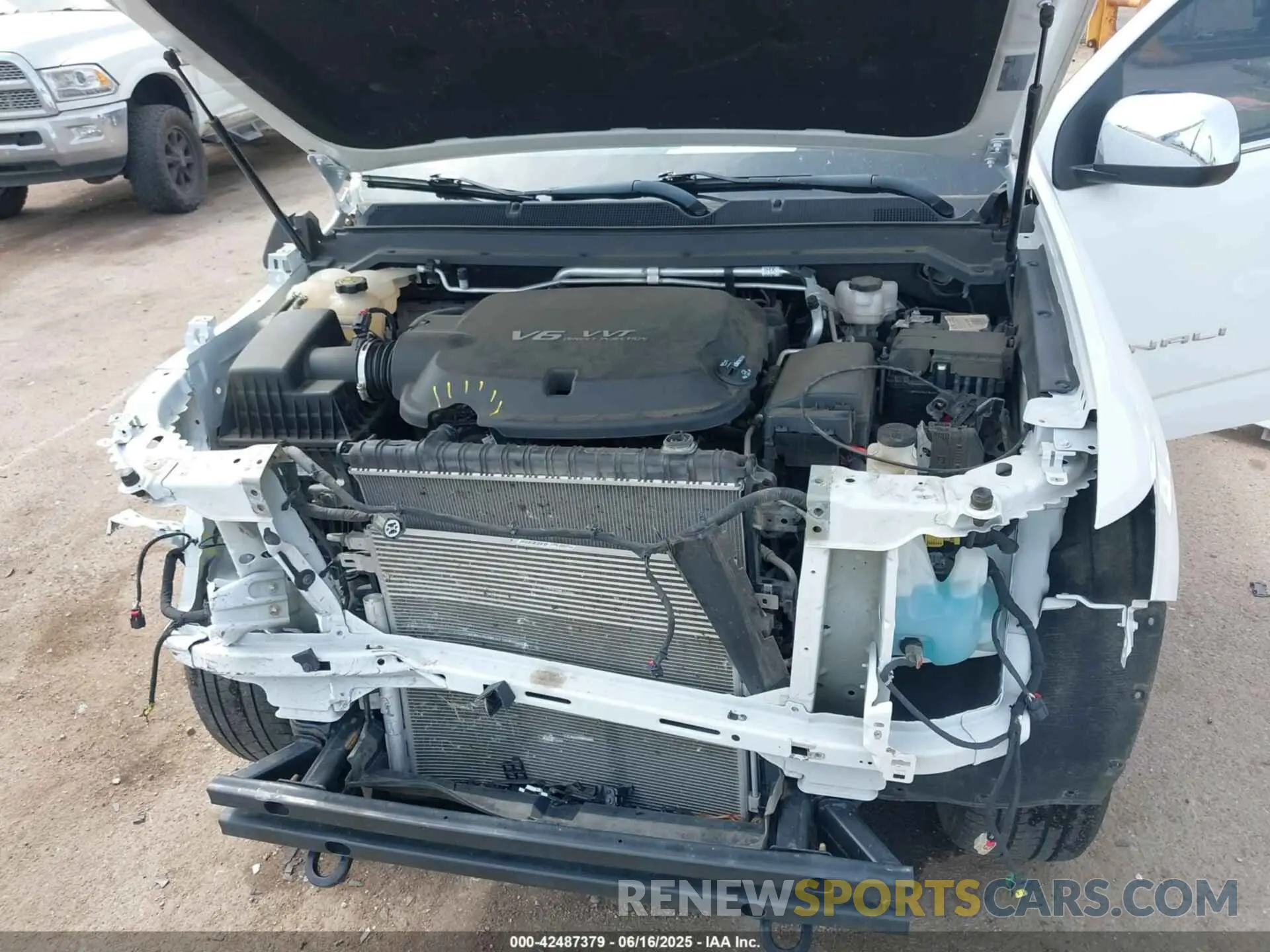 10 fotografías del automóvil dañado 1GTG6EEN4M1170716 GMC CANYON 2021