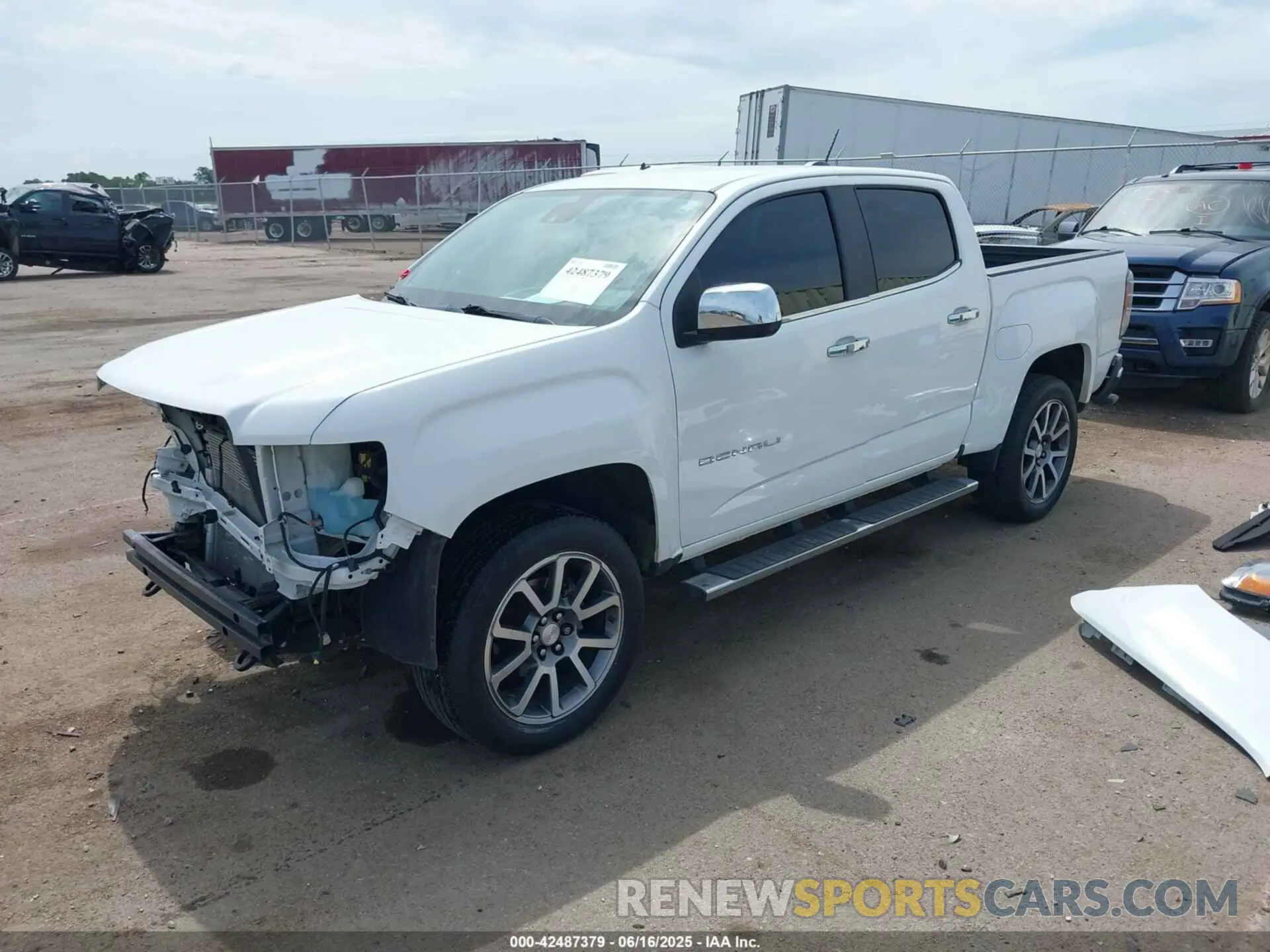 2 fotografías del automóvil dañado 1GTG6EEN4M1170716 GMC CANYON 2021
