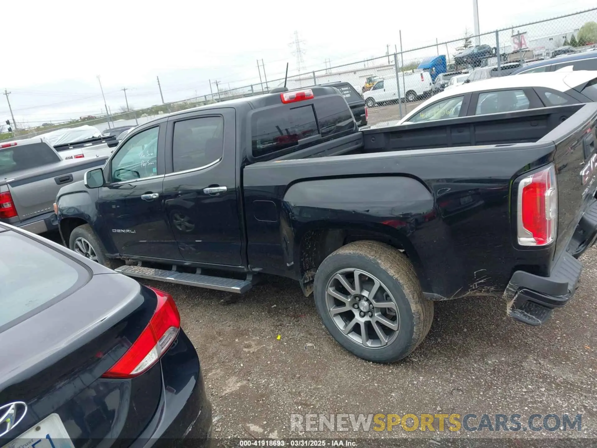 14 fotografías del automóvil dañado 1GTG6EEN6M1260580 GMC CANYON 2021