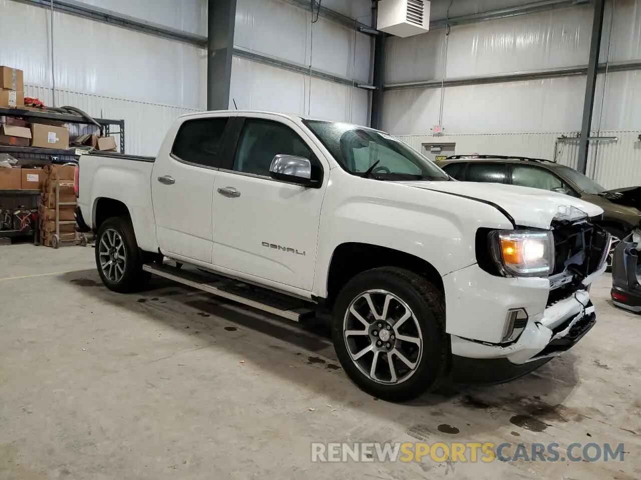 4 fotografías del automóvil dañado 1GTG6EEN8M1280992 GMC CANYON 2021