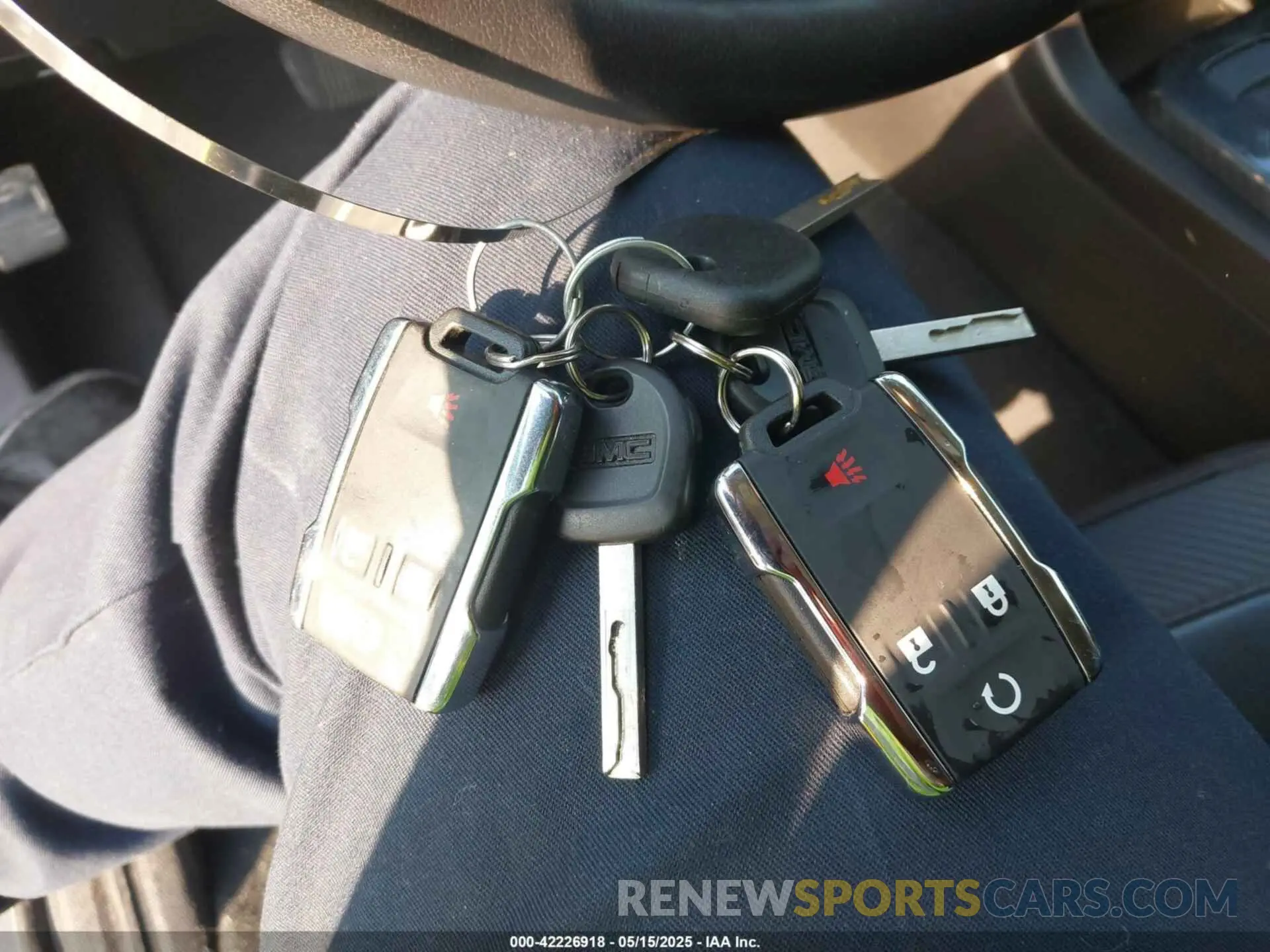 11 fotografías del automóvil dañado 1GTG6FEN1M1295341 GMC CANYON 2021