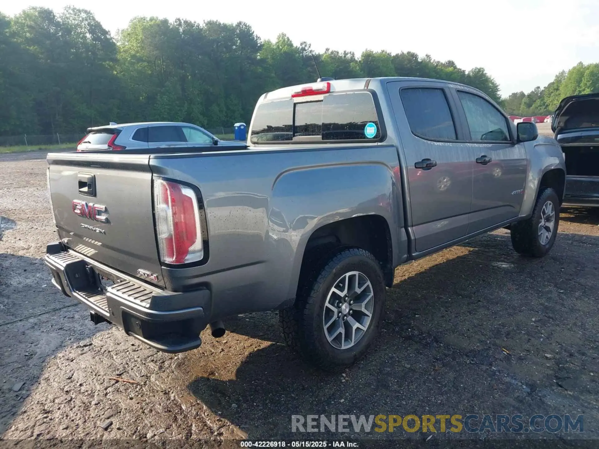 4 fotografías del automóvil dañado 1GTG6FEN1M1295341 GMC CANYON 2021