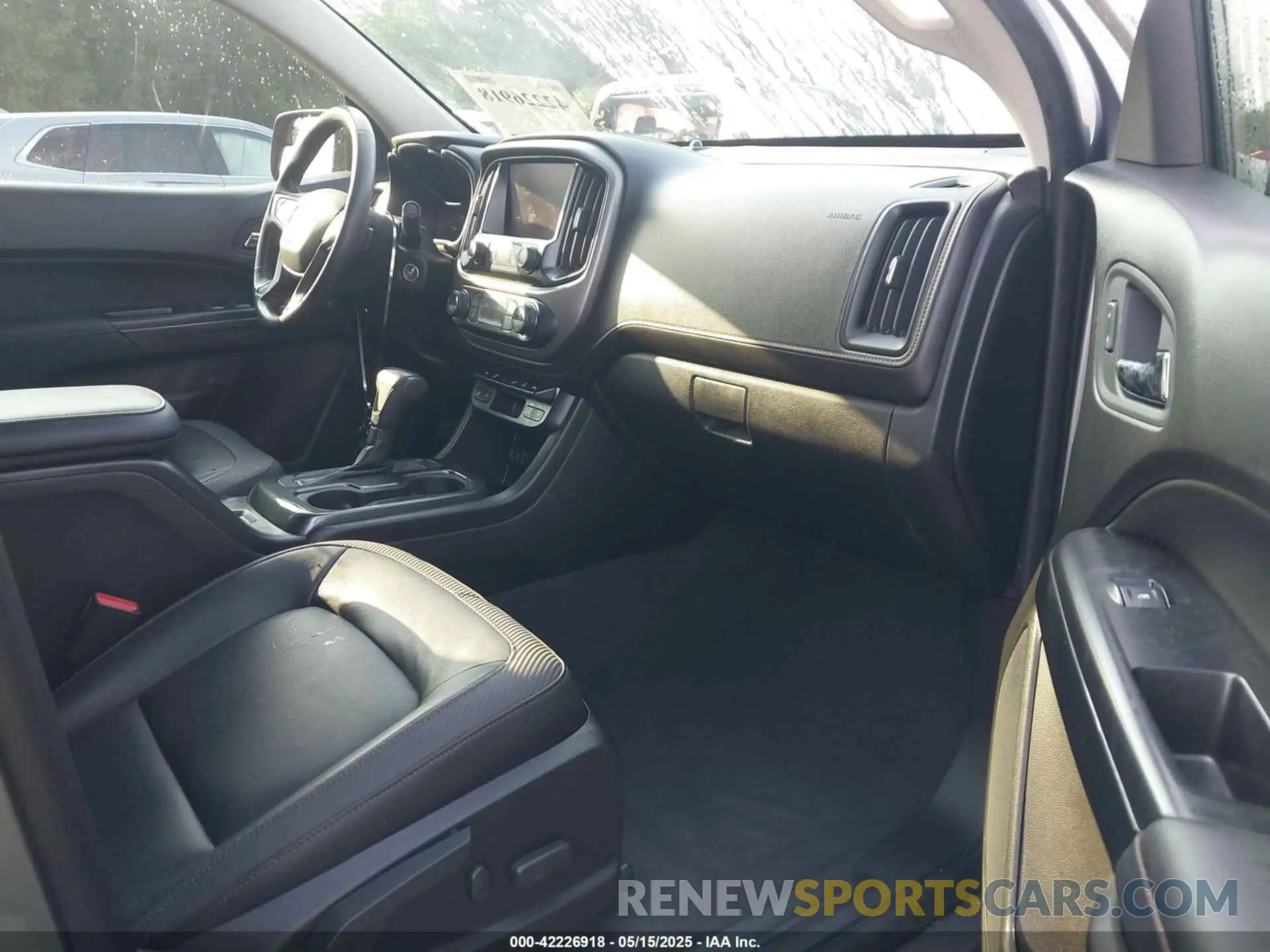 5 fotografías del automóvil dañado 1GTG6FEN1M1295341 GMC CANYON 2021