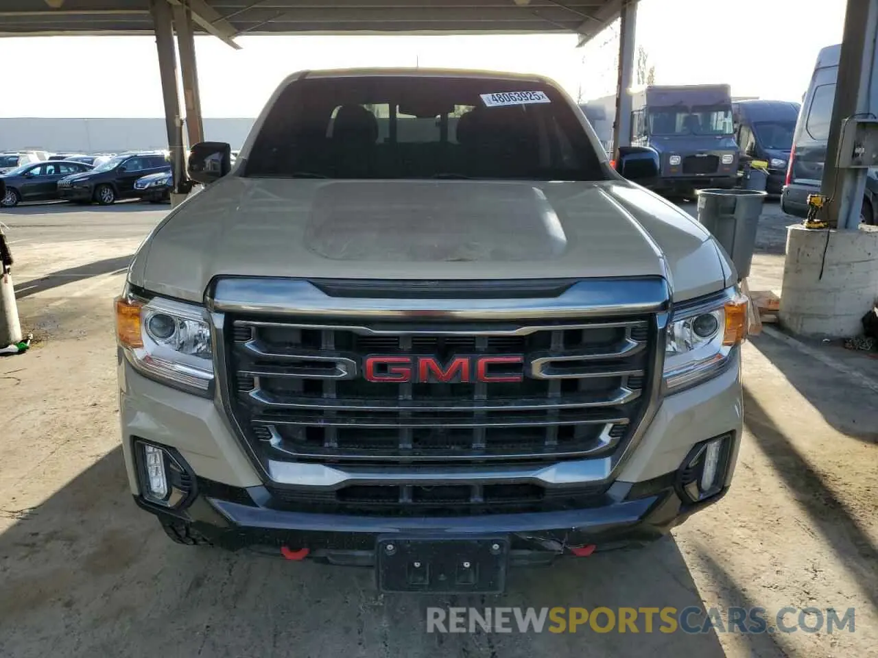 5 fotografías del automóvil dañado 1GTG6FEN3M1196116 GMC CANYON 2021