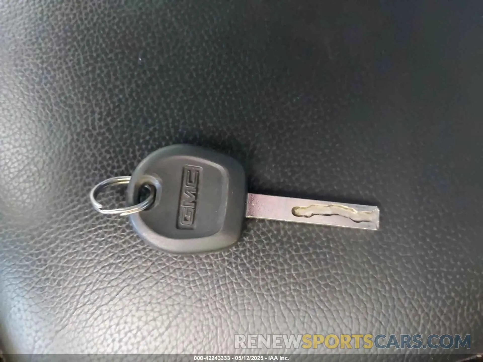 11 fotografías del automóvil dañado 1GTG6FEN7M1160316 GMC CANYON 2021