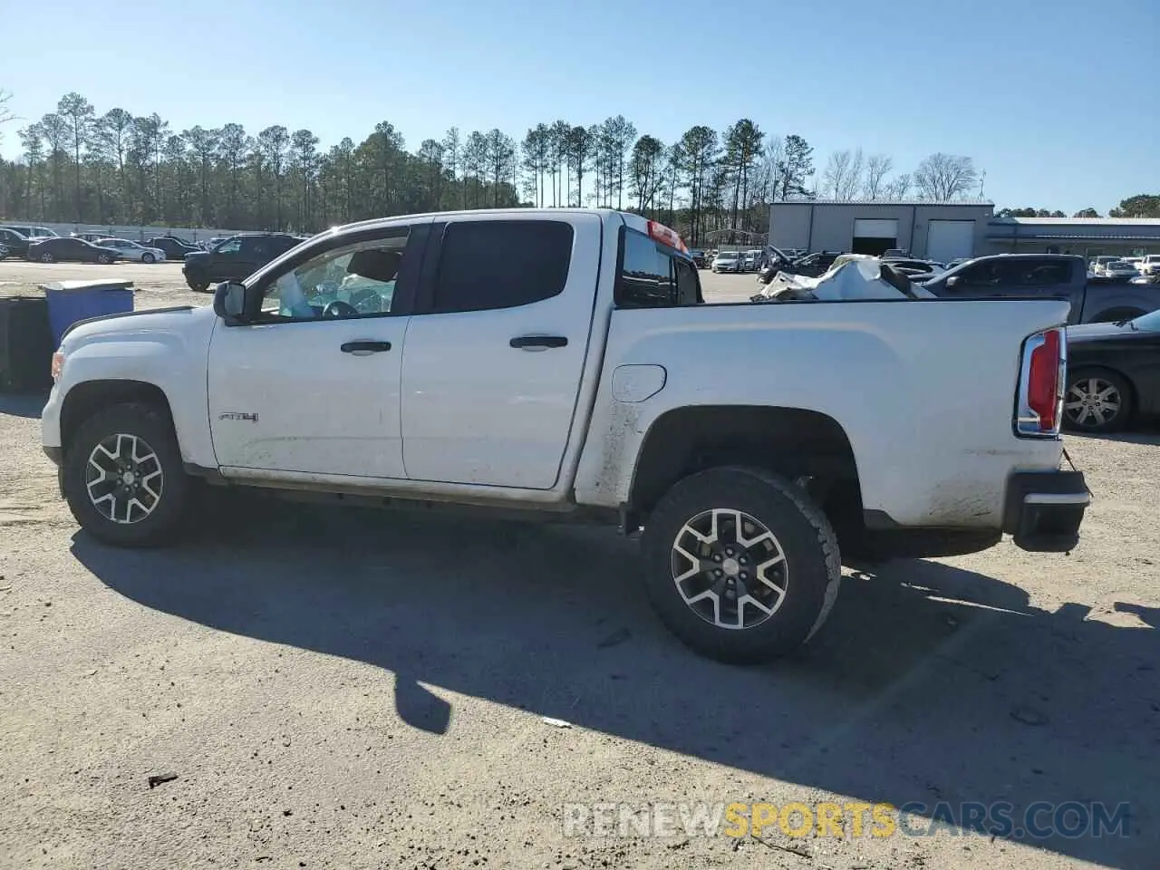 2 fotografías del automóvil dañado 1GTG6FEN7M1294890 GMC CANYON 2021