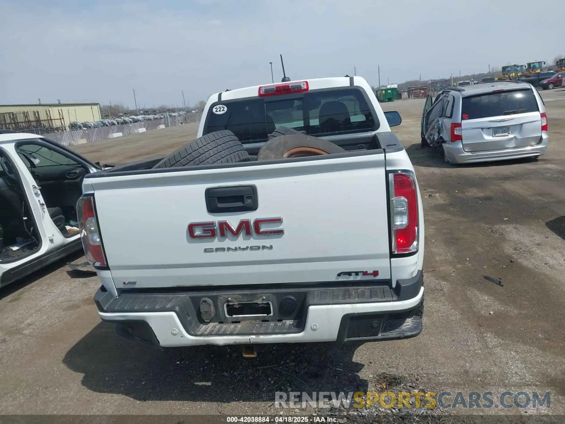 16 fotografías del automóvil dañado 1GTG6FENXM1291689 GMC CANYON 2021