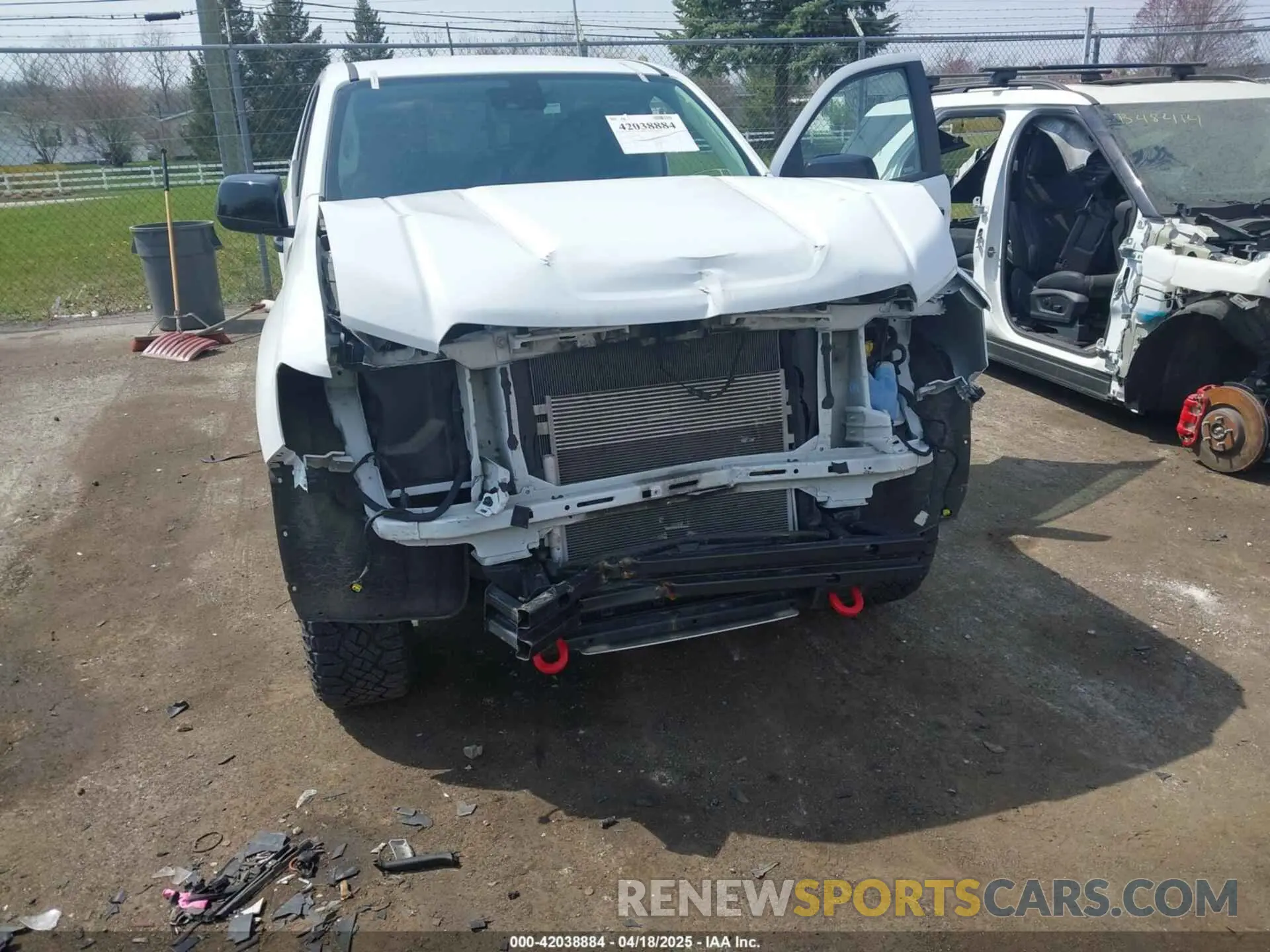 6 fotografías del automóvil dañado 1GTG6FENXM1291689 GMC CANYON 2021