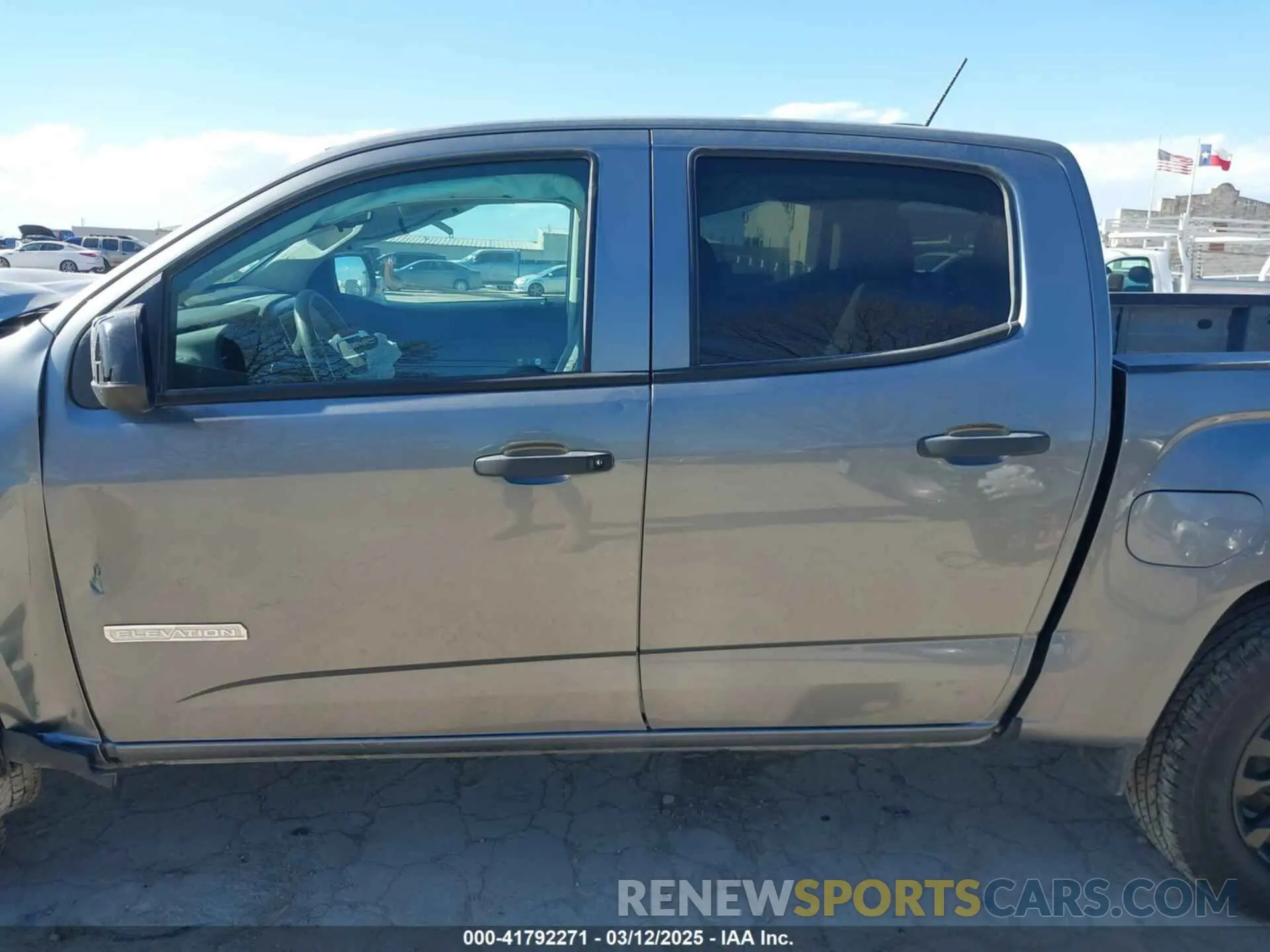 14 fotografías del automóvil dañado 1GTG5BEN5N1291869 GMC CANYON 2022