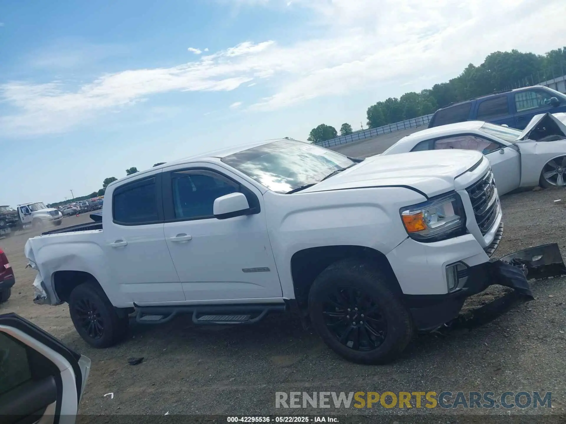 12 fotografías del automóvil dañado 1GTG5CEN0N1201355 GMC CANYON 2022