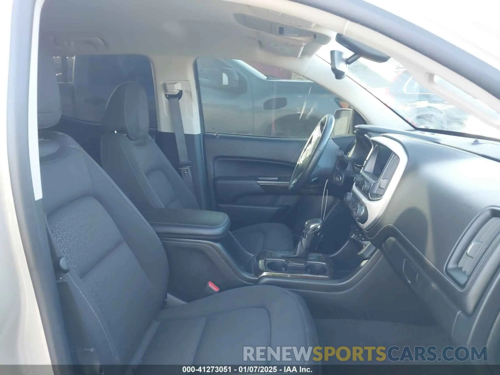 5 fotografías del automóvil dañado 1GTG5CEN6N1253637 GMC CANYON 2022