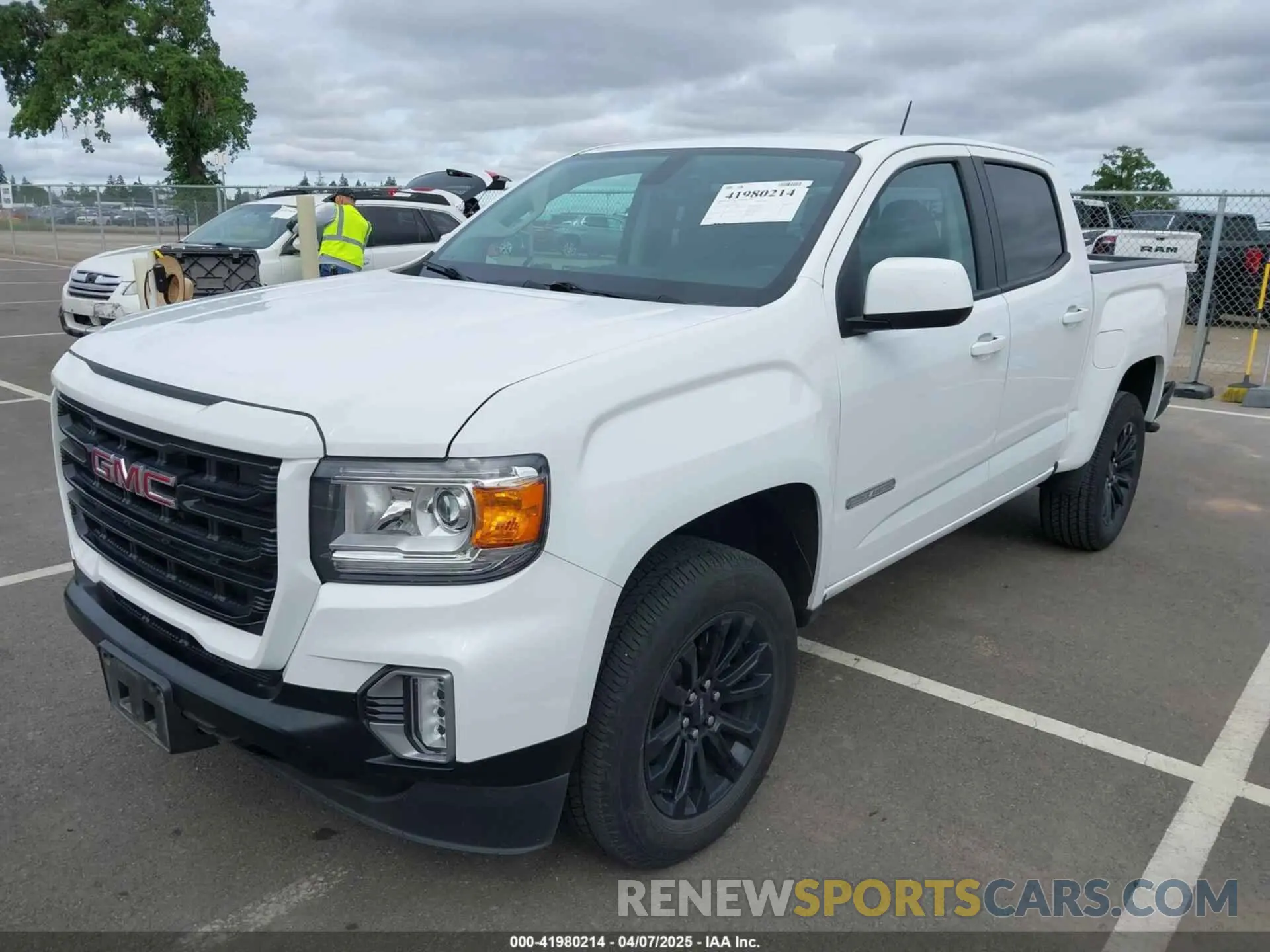 2 fotografías del automóvil dañado 1GTG5CEN6N1287500 GMC CANYON 2022