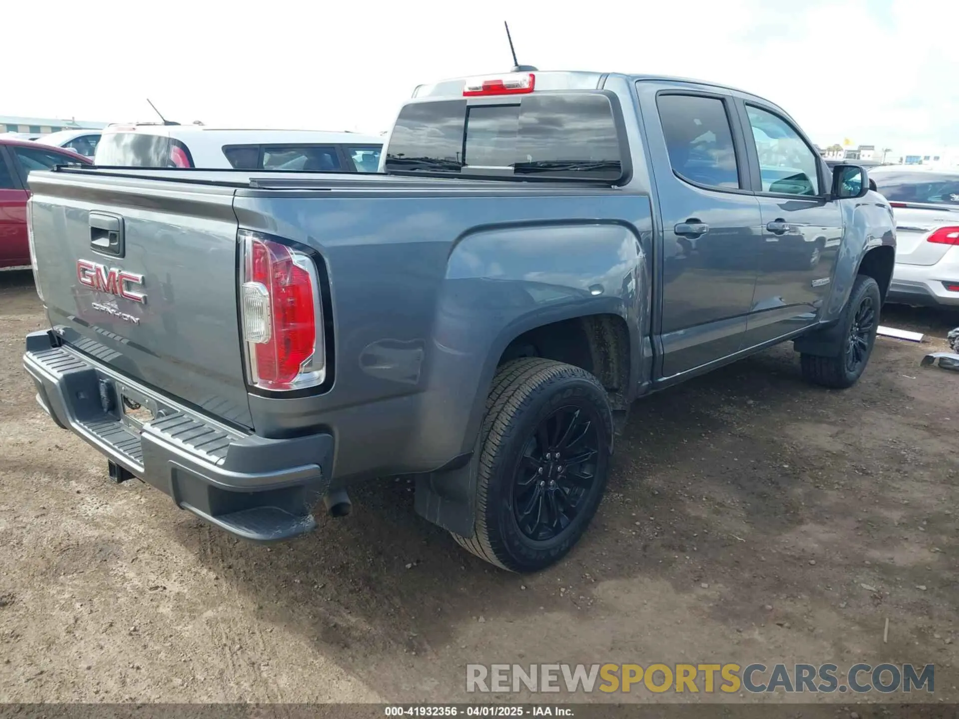 4 fotografías del automóvil dañado 1GTG5CEN8N1199841 GMC CANYON 2022