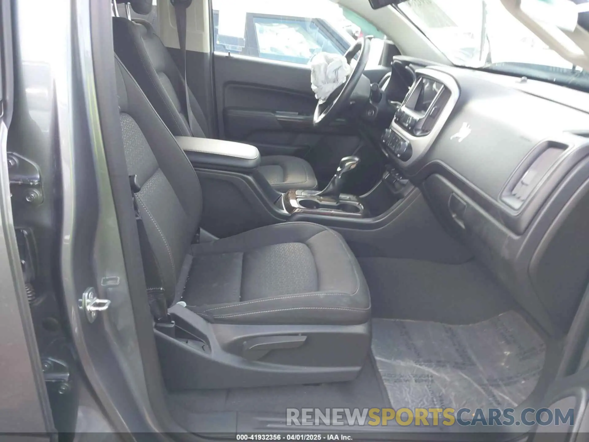 5 fotografías del automóvil dañado 1GTG5CEN8N1199841 GMC CANYON 2022