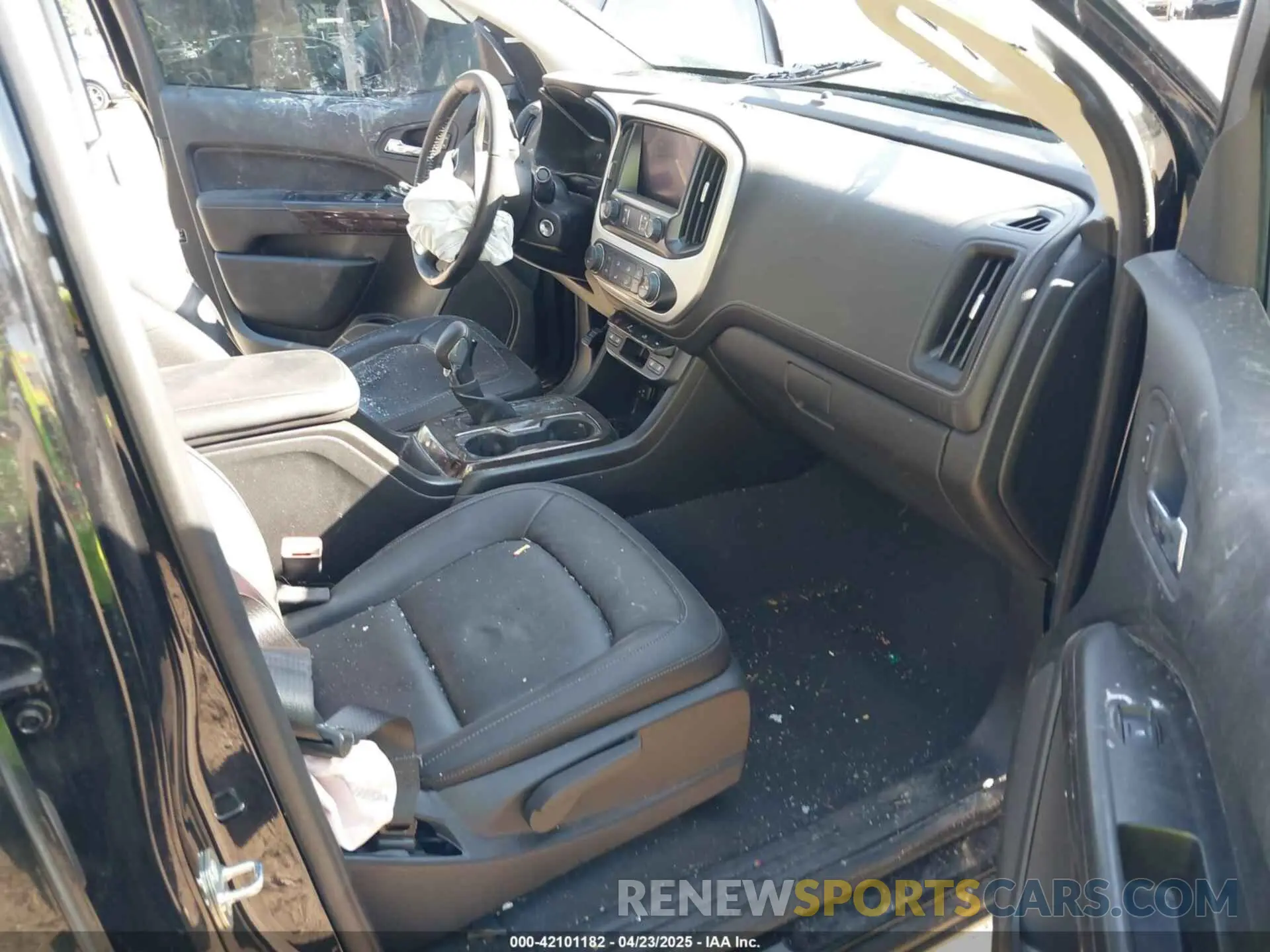 5 fotografías del automóvil dañado 1GTG6CEN1N1322229 GMC CANYON 2022