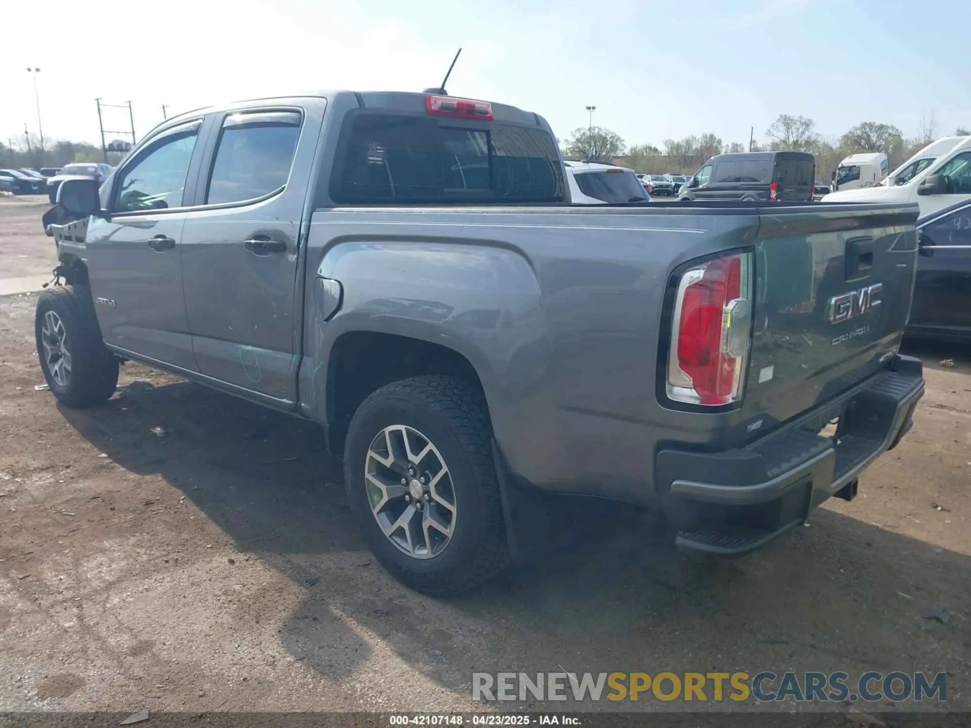 3 fotografías del automóvil dañado 1GTG6FEN2N1101756 GMC CANYON 2022