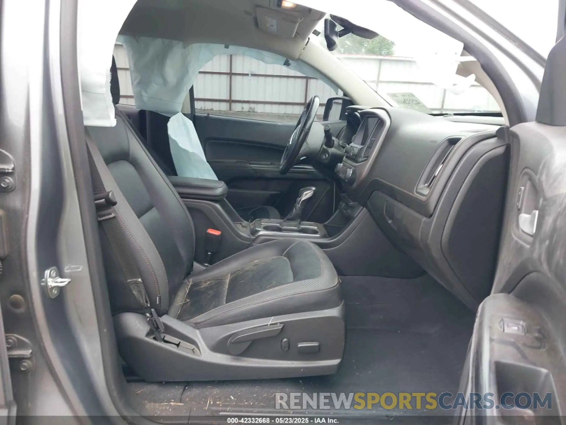 5 fotografías del automóvil dañado 1GTG6FEN2N1124793 GMC CANYON 2022