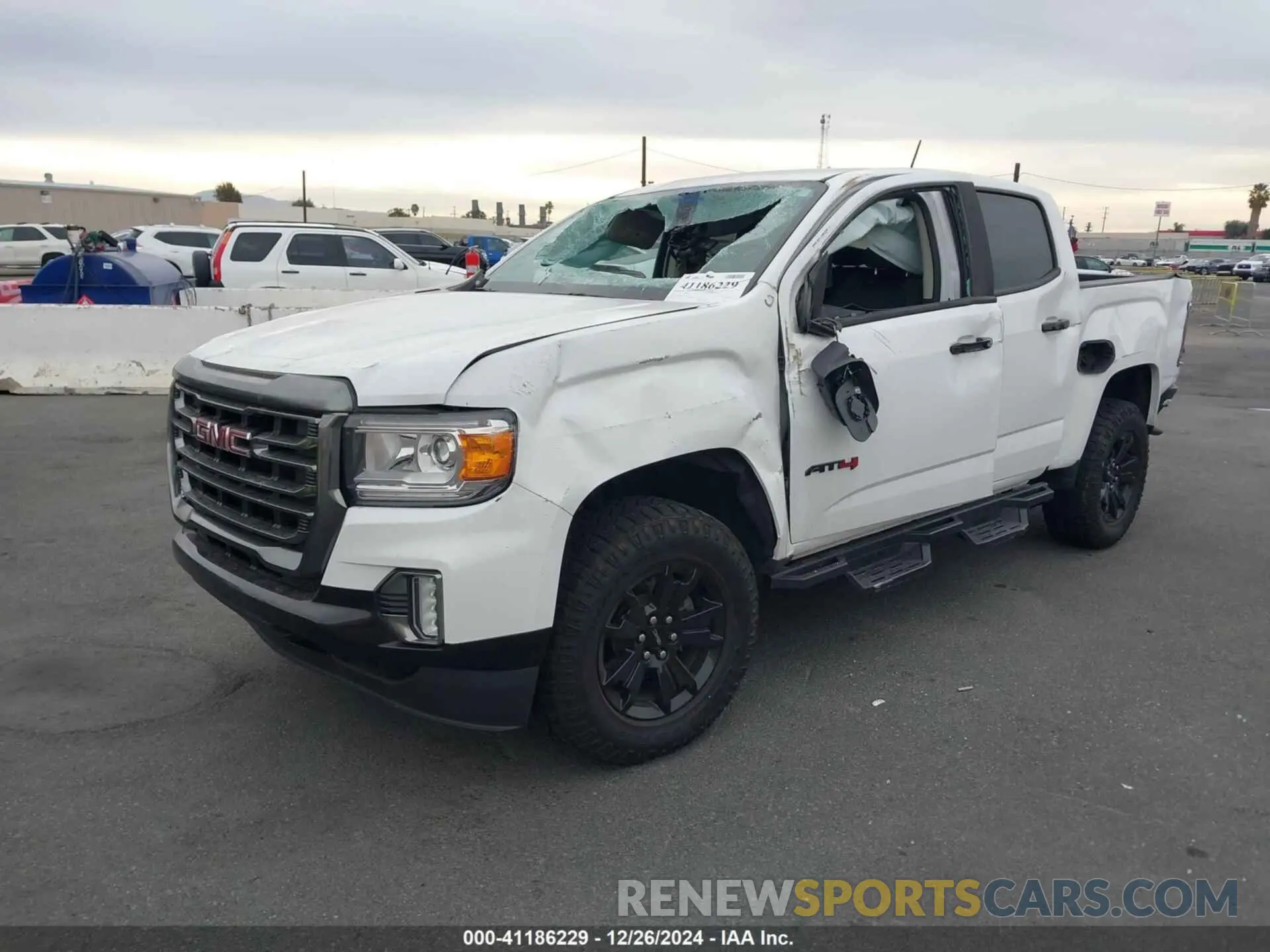 2 fotografías del automóvil dañado 1GTG6FEN9N1109630 GMC CANYON 2022