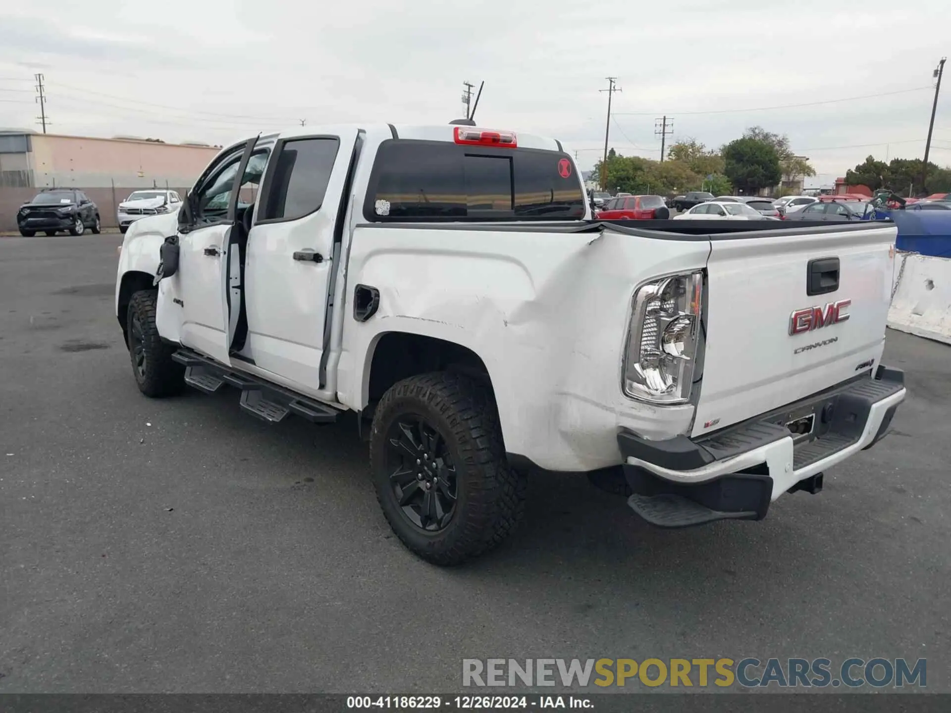3 fotografías del automóvil dañado 1GTG6FEN9N1109630 GMC CANYON 2022