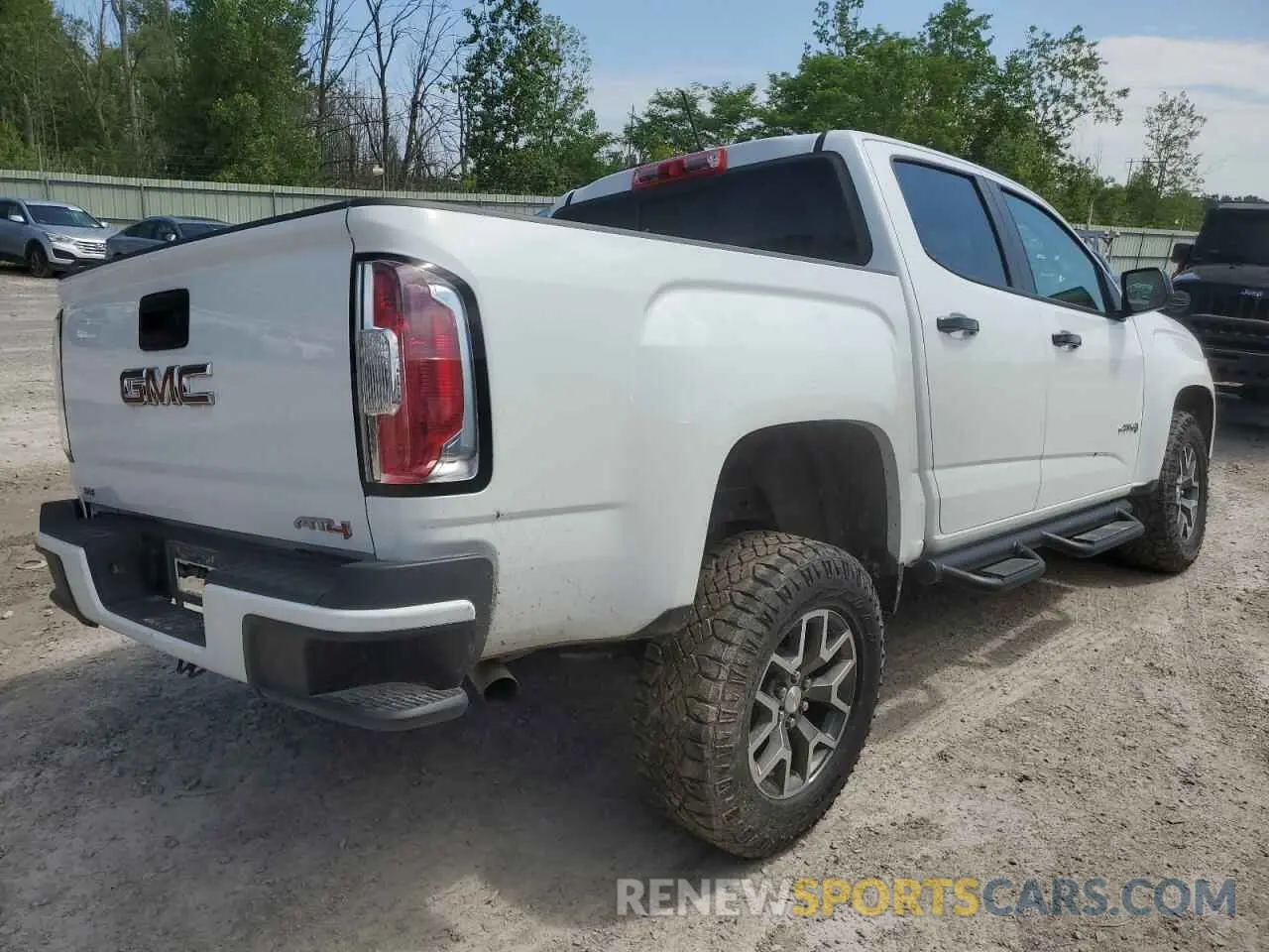 3 fotografías del automóvil dañado 1GTG6FENXN1155791 GMC CANYON 2022