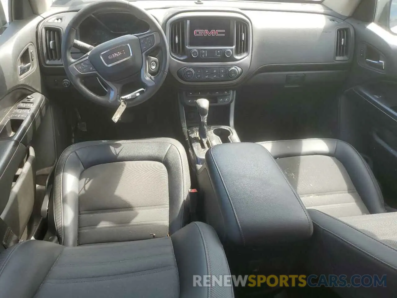 8 fotografías del automóvil dañado 1GTG6FENXN1155791 GMC CANYON 2022