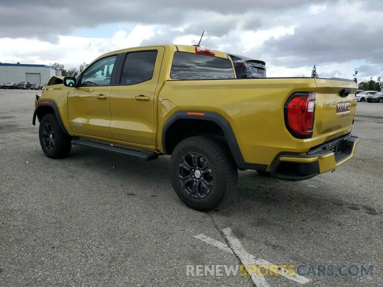 2 fotografías del automóvil dañado 1GTP5BEK9P1122916 GMC CANYON 2023