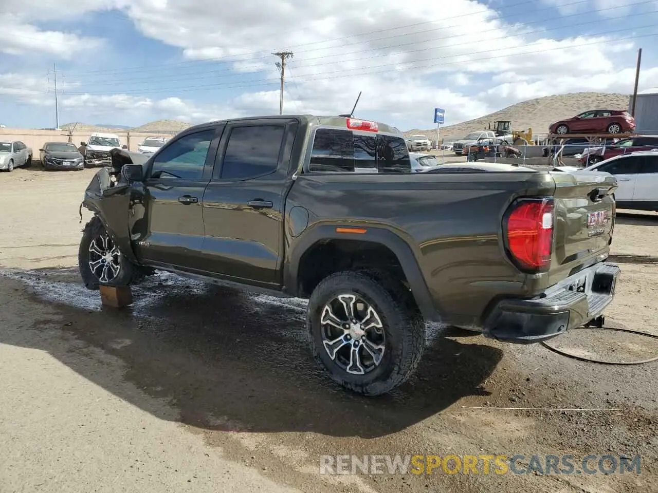 2 fotografías del automóvil dañado 1GTP6DEK2P1183081 GMC CANYON 2023