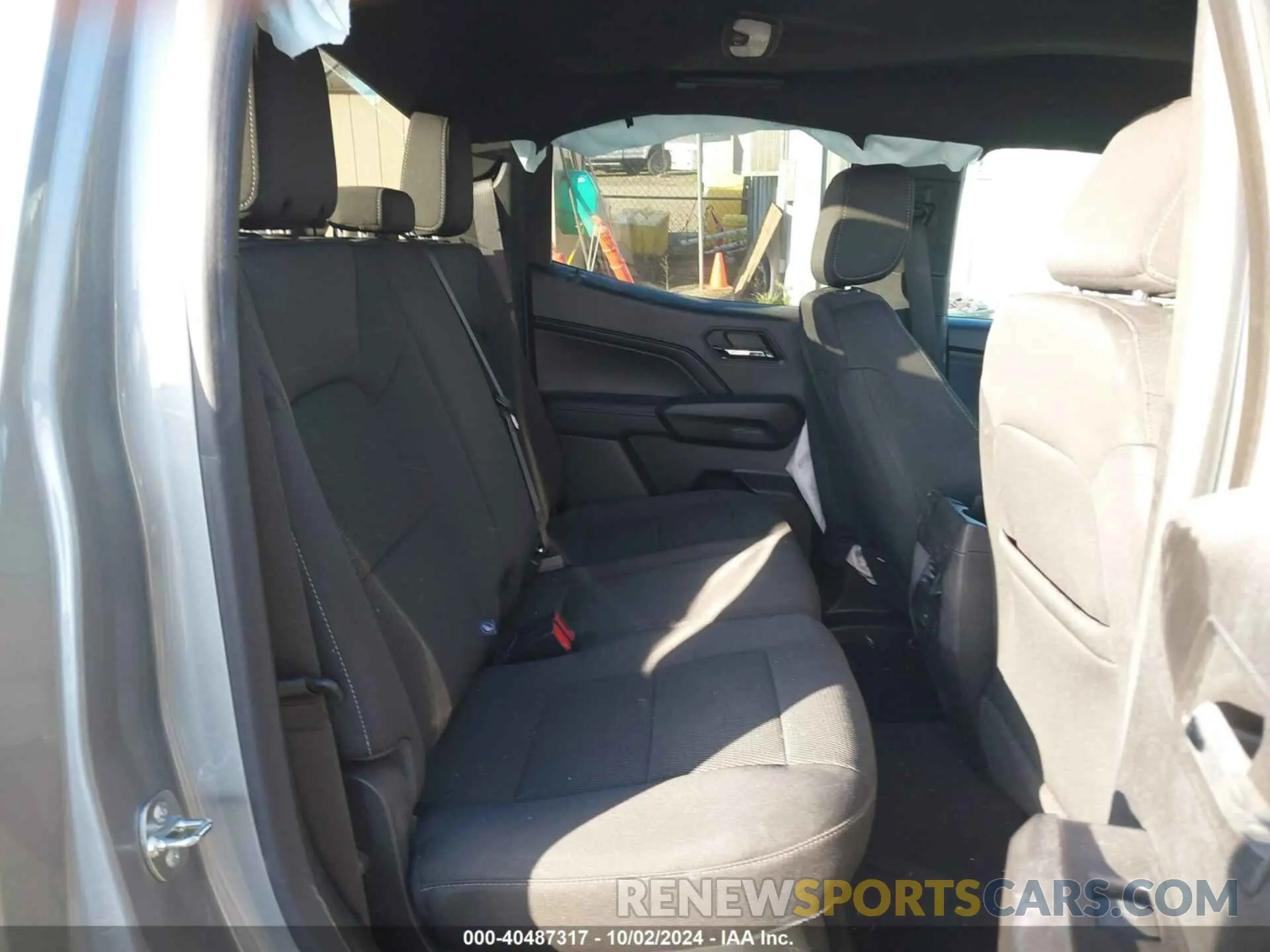 8 fotografías del automóvil dañado 1GTP5BEK0R1129742 GMC CANYON 2024