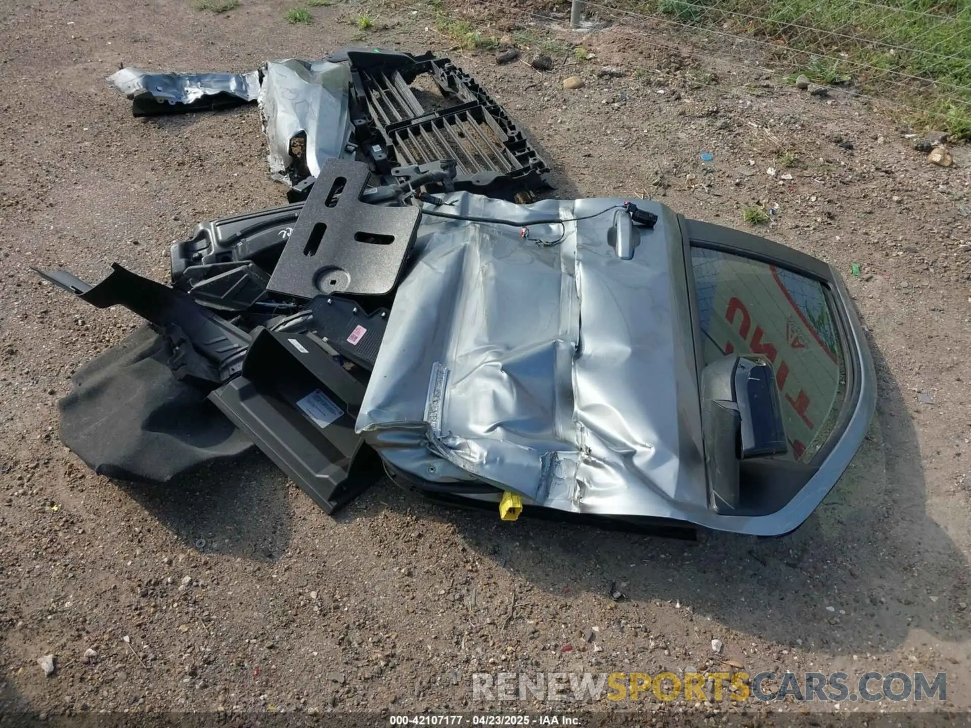 12 fotografías del automóvil dañado 1GTP5BEK0R1221885 GMC CANYON 2024