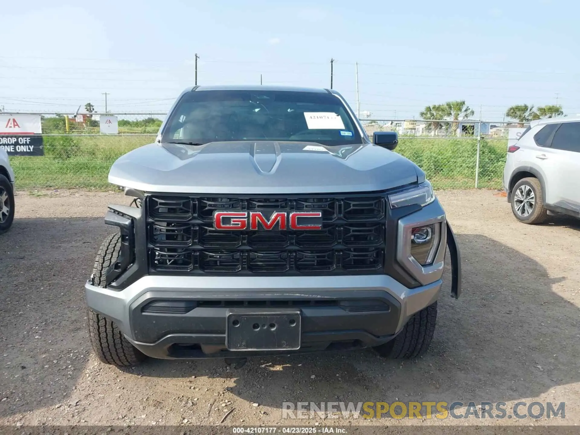 13 fotografías del automóvil dañado 1GTP5BEK0R1221885 GMC CANYON 2024