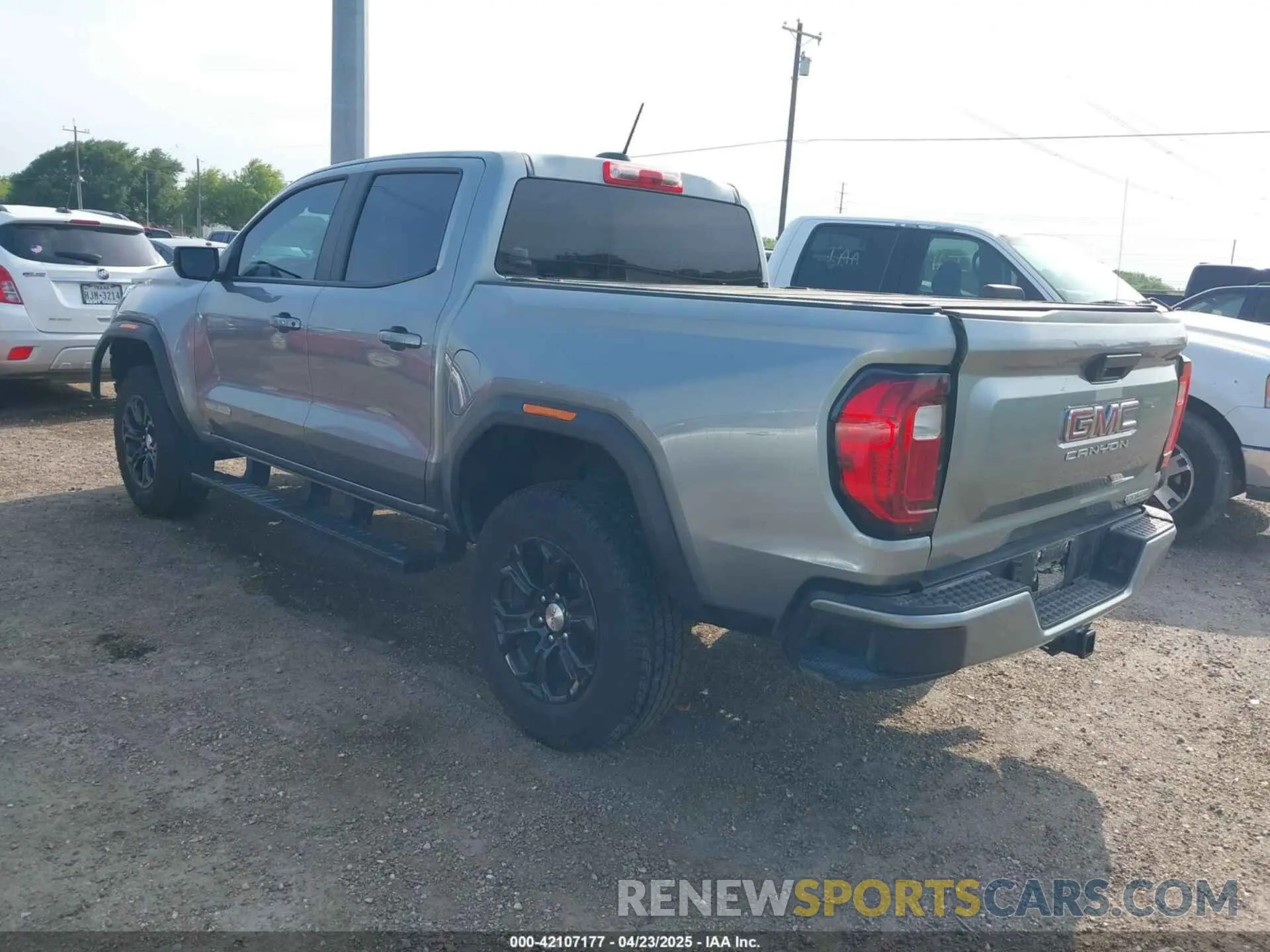 3 fotografías del automóvil dañado 1GTP5BEK0R1221885 GMC CANYON 2024