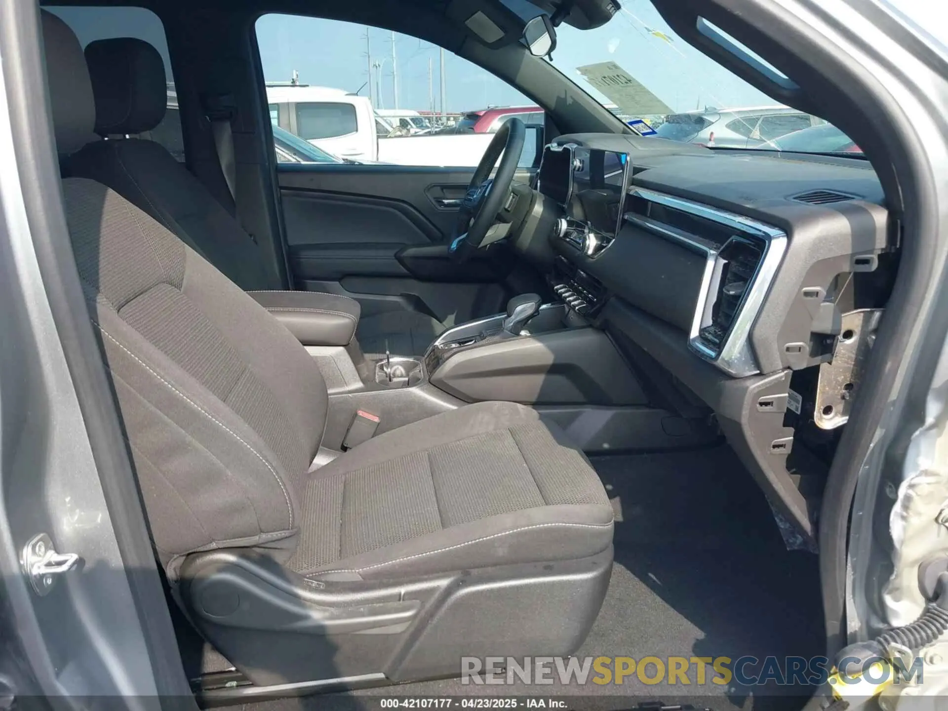 5 fotografías del automóvil dañado 1GTP5BEK0R1221885 GMC CANYON 2024