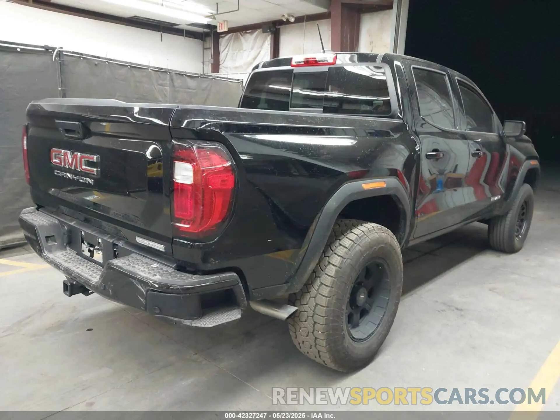 4 fotografías del automóvil dañado 1GTP5BEK1R1256905 GMC CANYON 2024