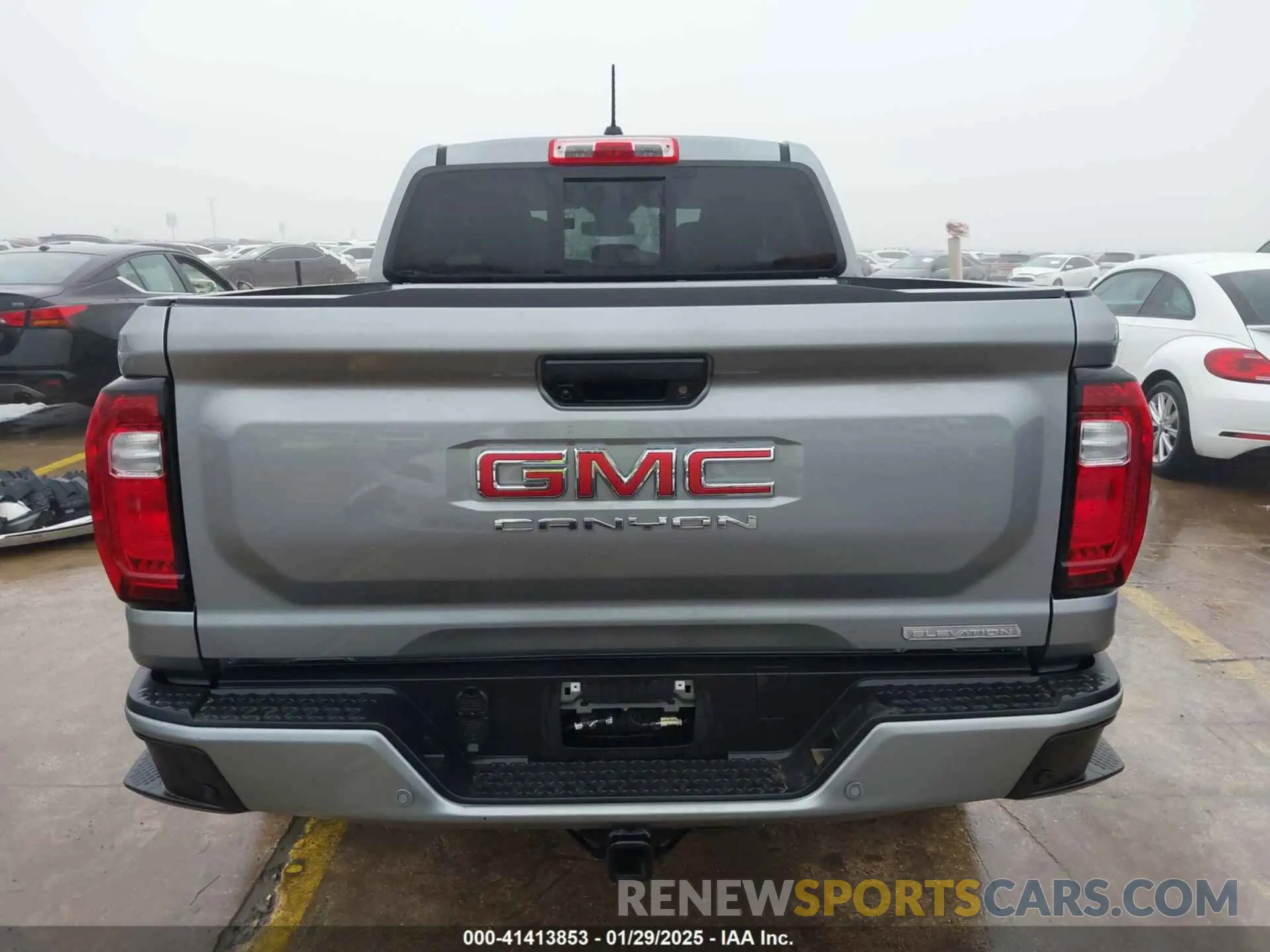 17 fotografías del automóvil dañado 1GTP5BEK4R1203356 GMC CANYON 2024