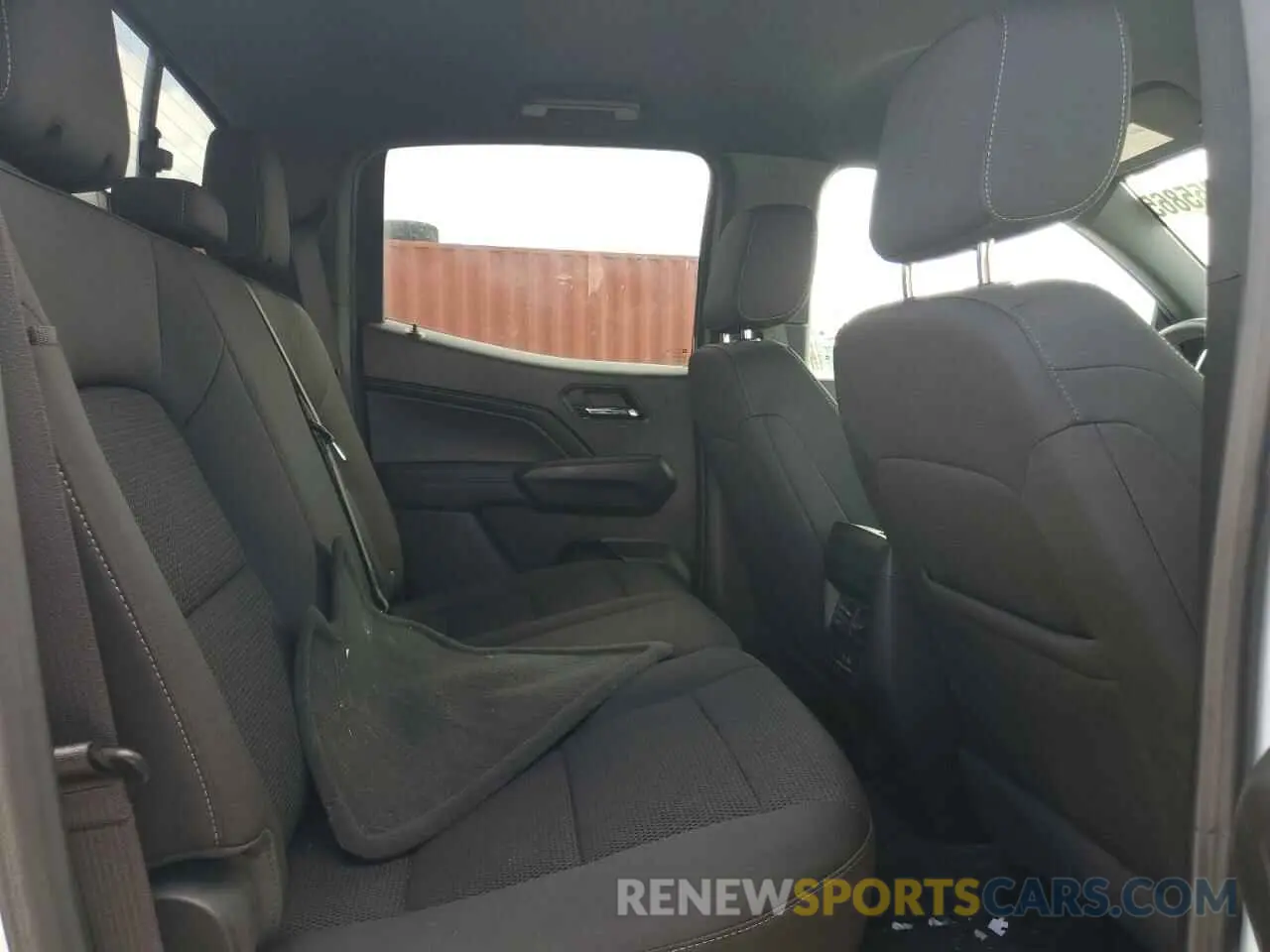 11 fotografías del automóvil dañado 1GTP5BEK7R1176671 GMC CANYON 2024