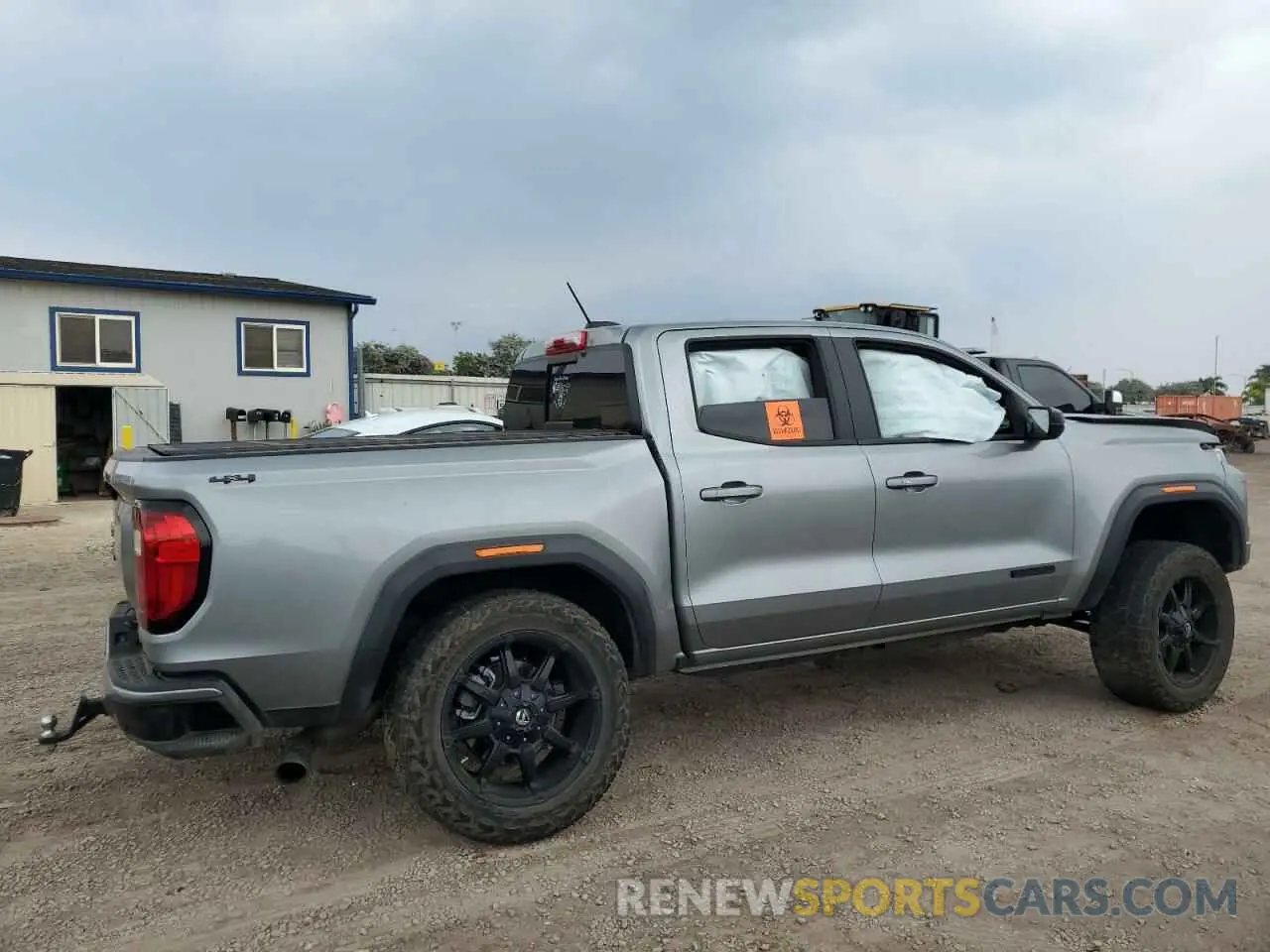 3 fotografías del automóvil dañado 1GTP6BEK2R1153778 GMC CANYON 2024