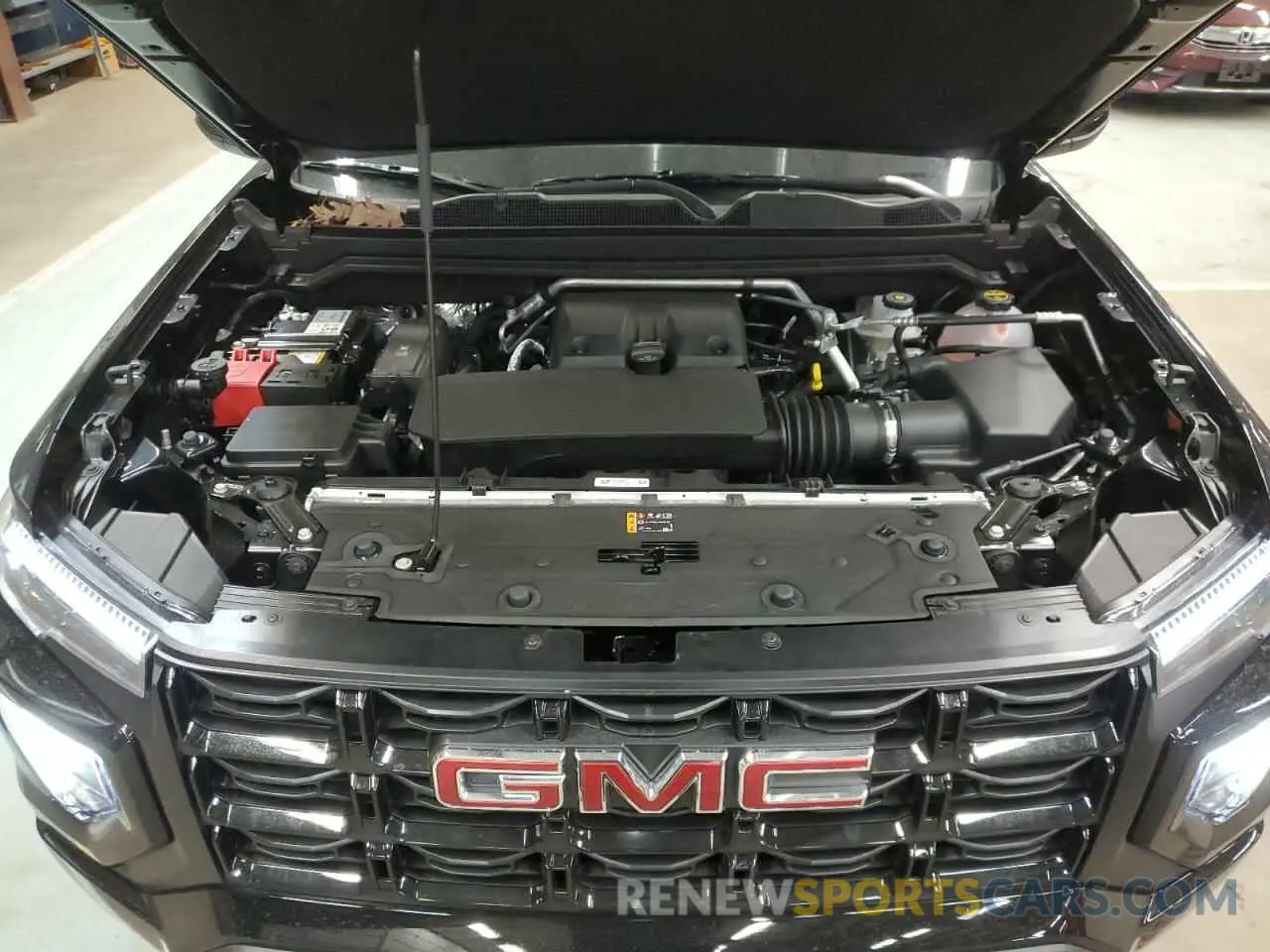 11 fotografías del automóvil dañado 1GTP6BEK3R1261875 GMC CANYON 2024