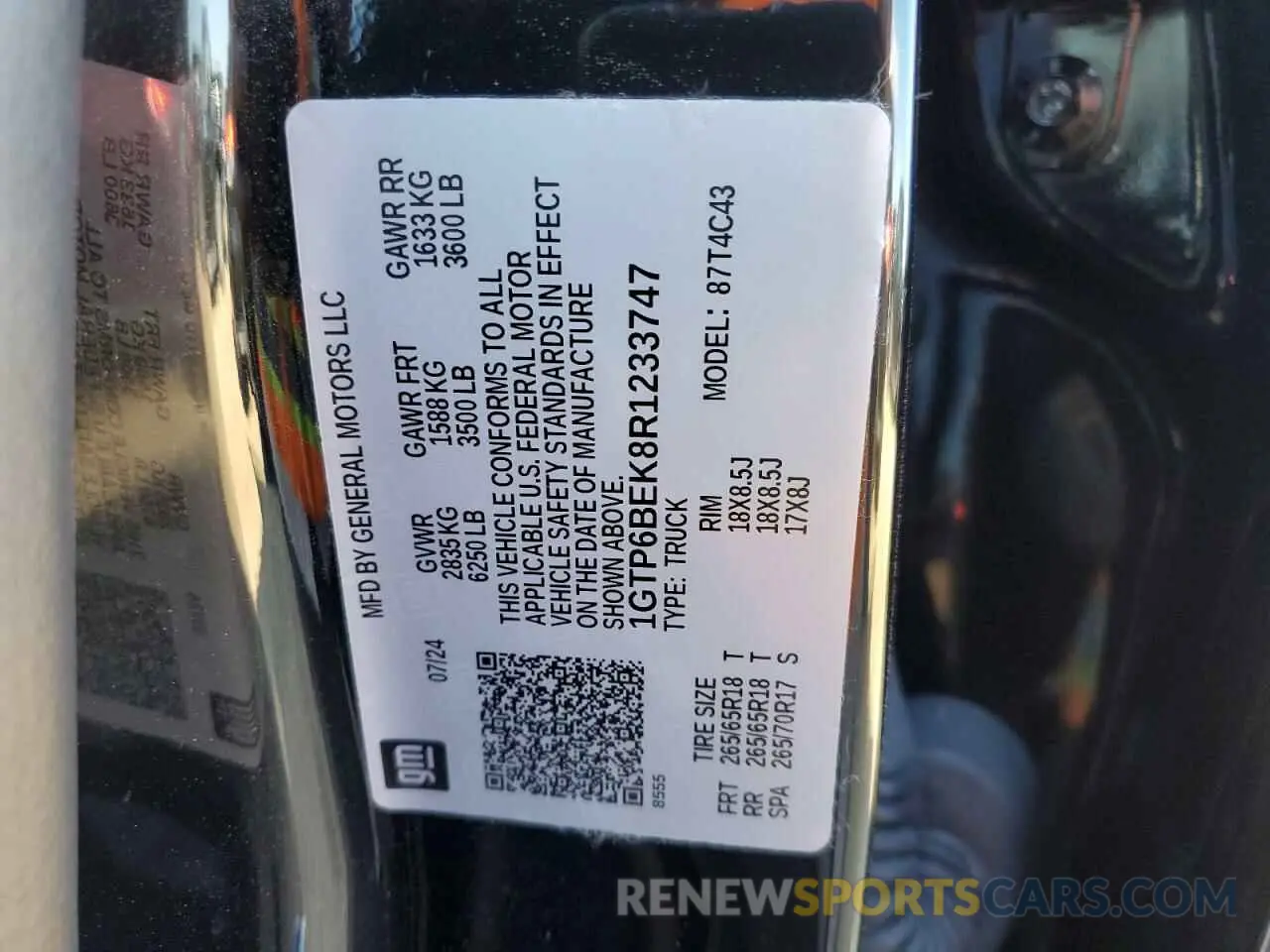 12 fotografías del automóvil dañado 1GTP6BEK8R1233747 GMC CANYON 2024
