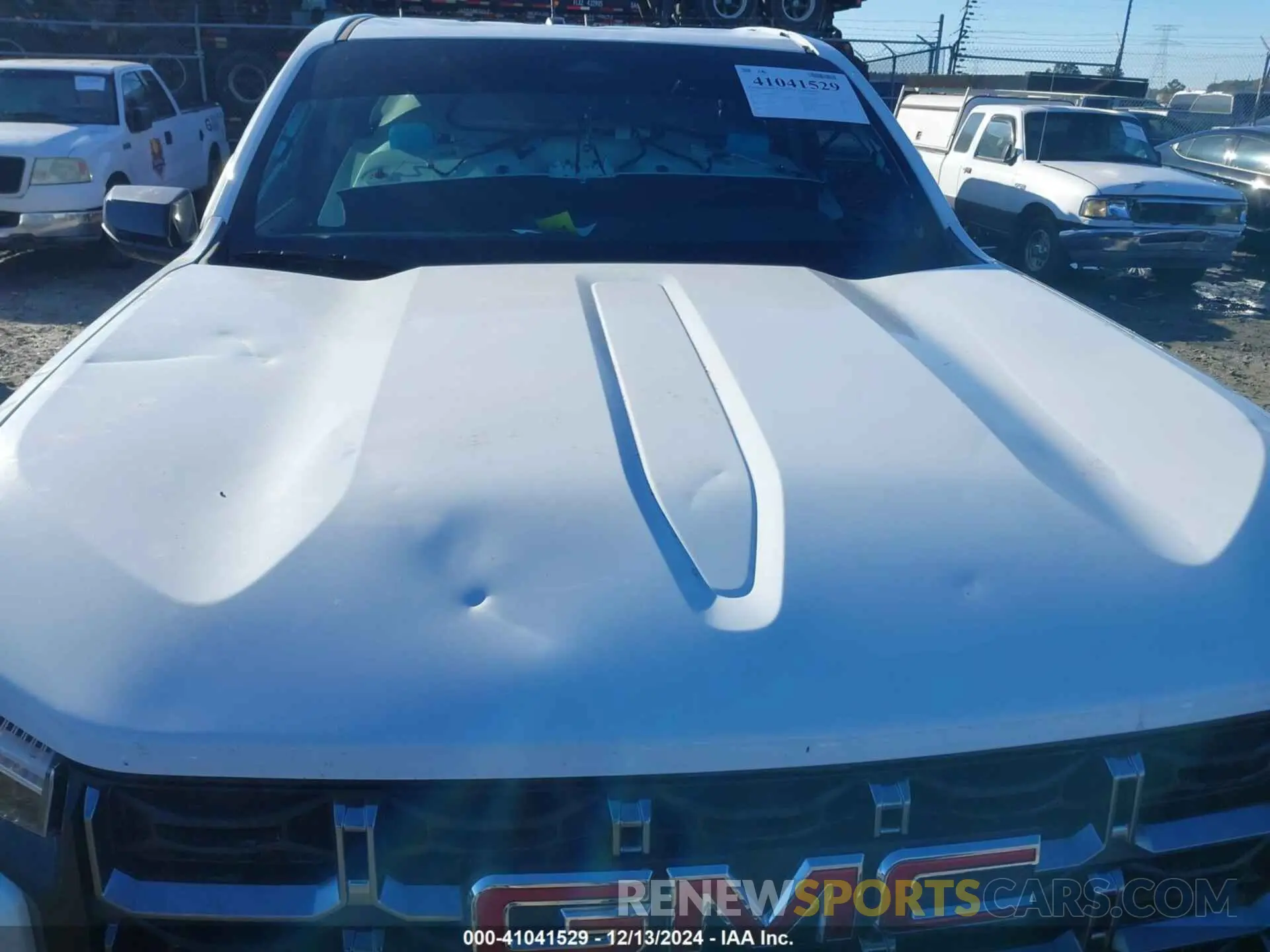 18 fotografías del automóvil dañado 1GTP6DEK6R1236187 GMC CANYON 2024