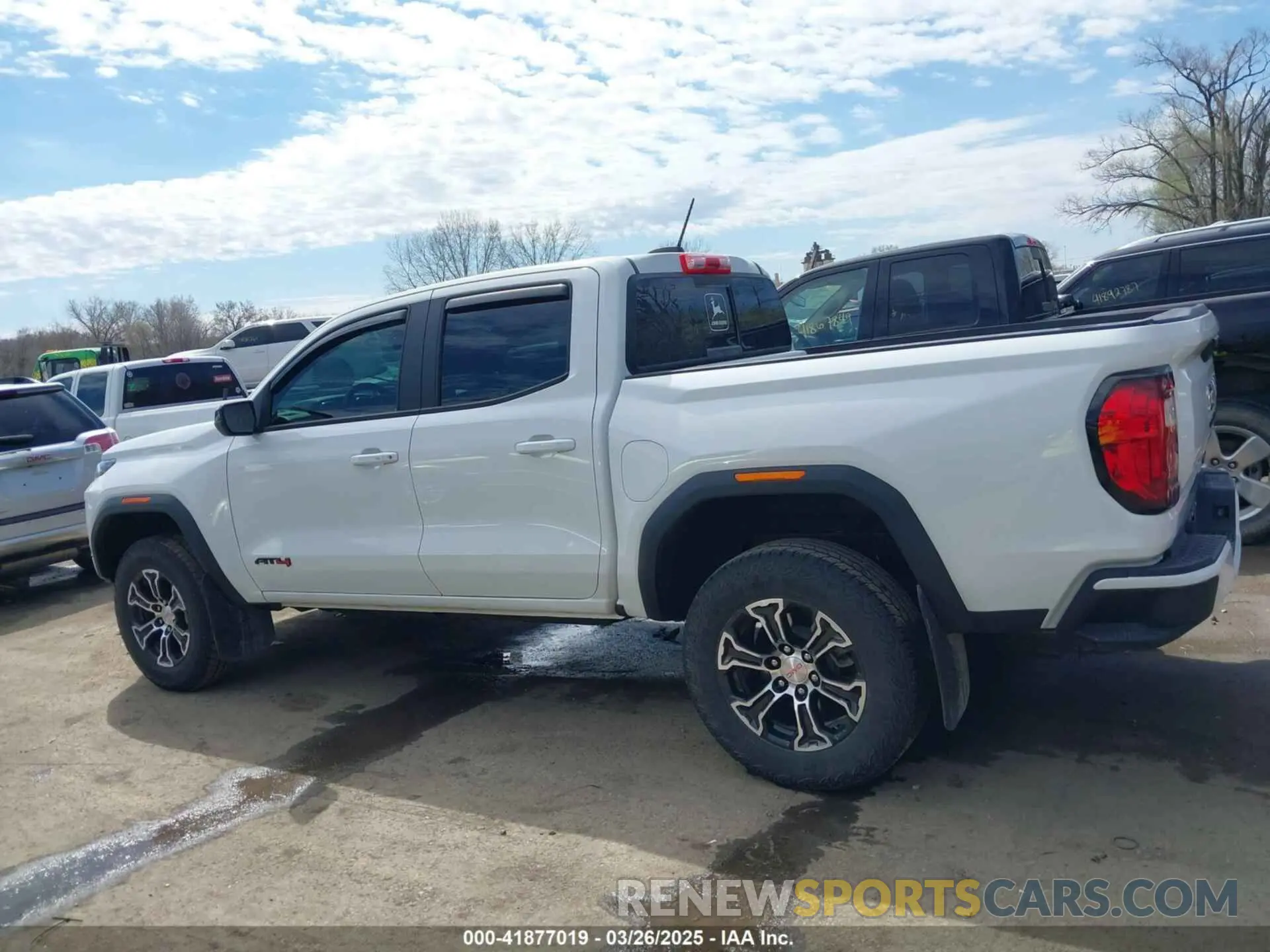 14 fotografías del automóvil dañado 1GTP6DEK7R1128130 GMC CANYON 2024
