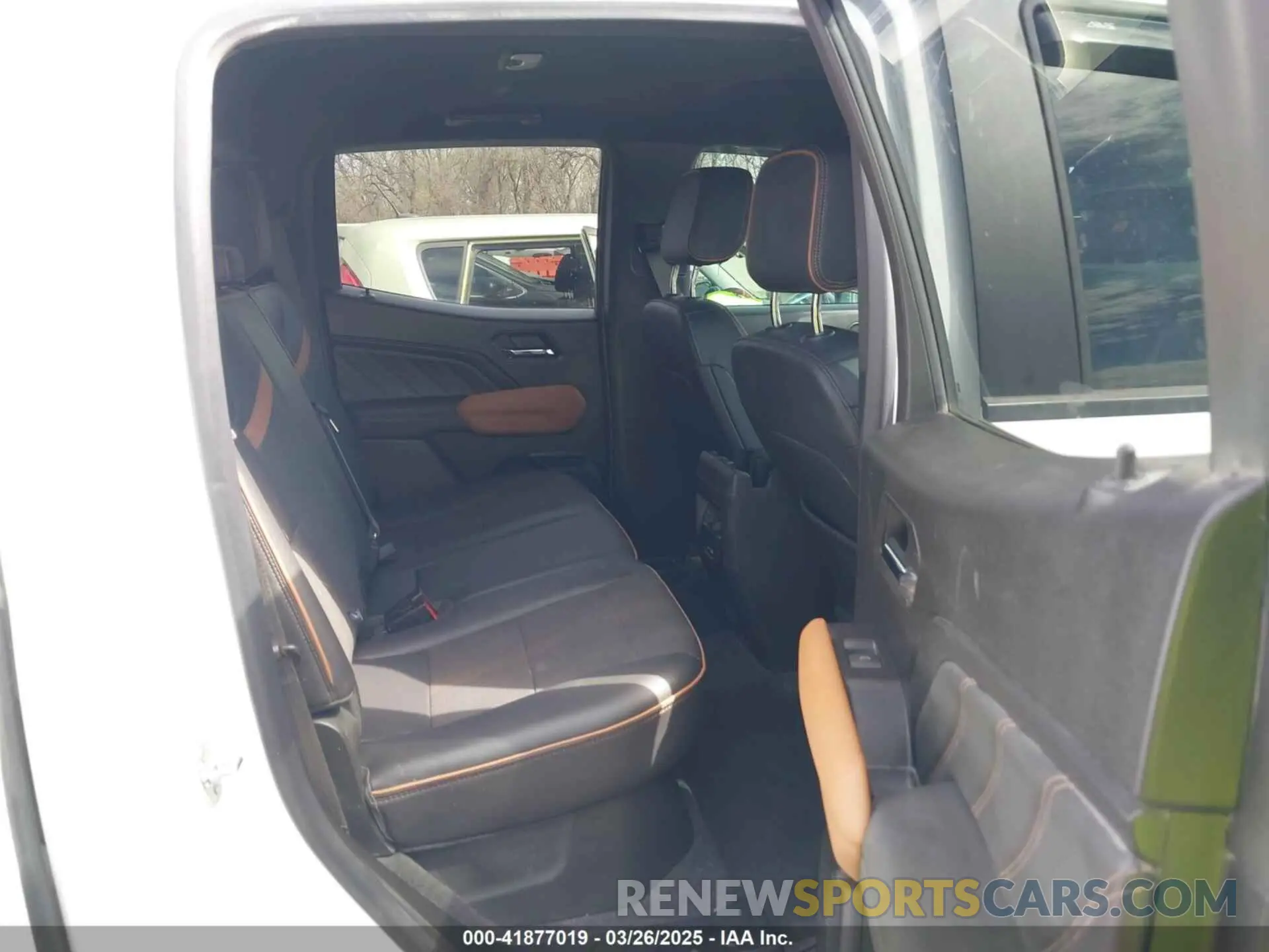 8 fotografías del automóvil dañado 1GTP6DEK7R1128130 GMC CANYON 2024