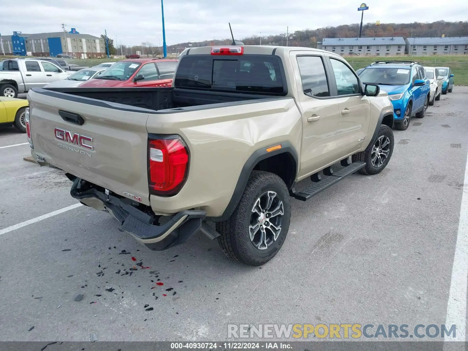 4 fotografías del automóvil dañado 1GTP6DEK8R1179023 GMC CANYON 2024