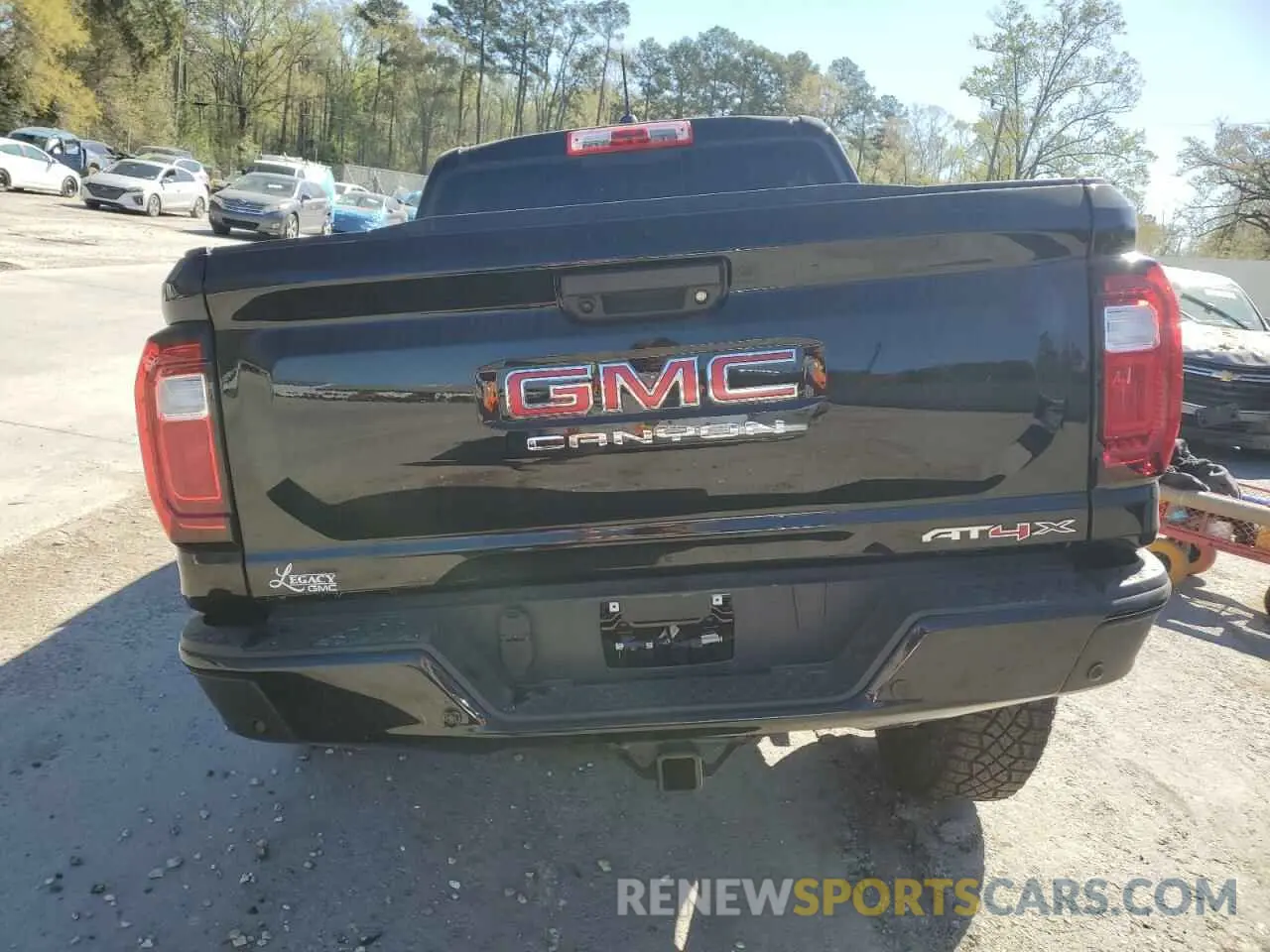 6 fotografías del automóvil dañado 1GTP6EEK7R1133432 GMC CANYON 2024
