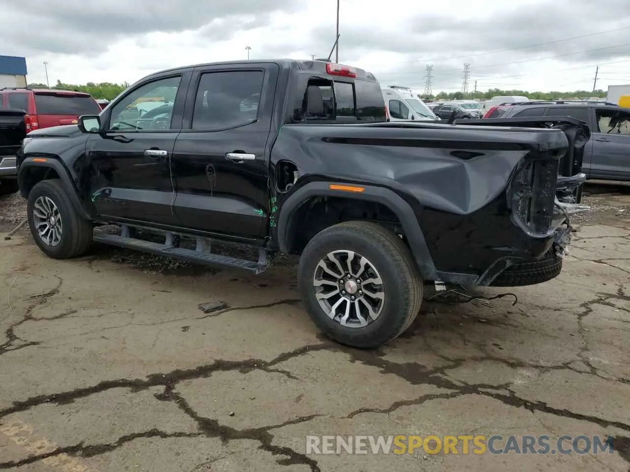 2 fotografías del automóvil dañado 1GTP6FEK7R1306159 GMC CANYON 2024