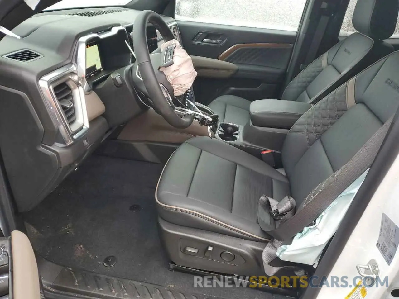 7 fotografías del automóvil dañado 1GTP2FEK1S1111725 GMC CANYON 2025