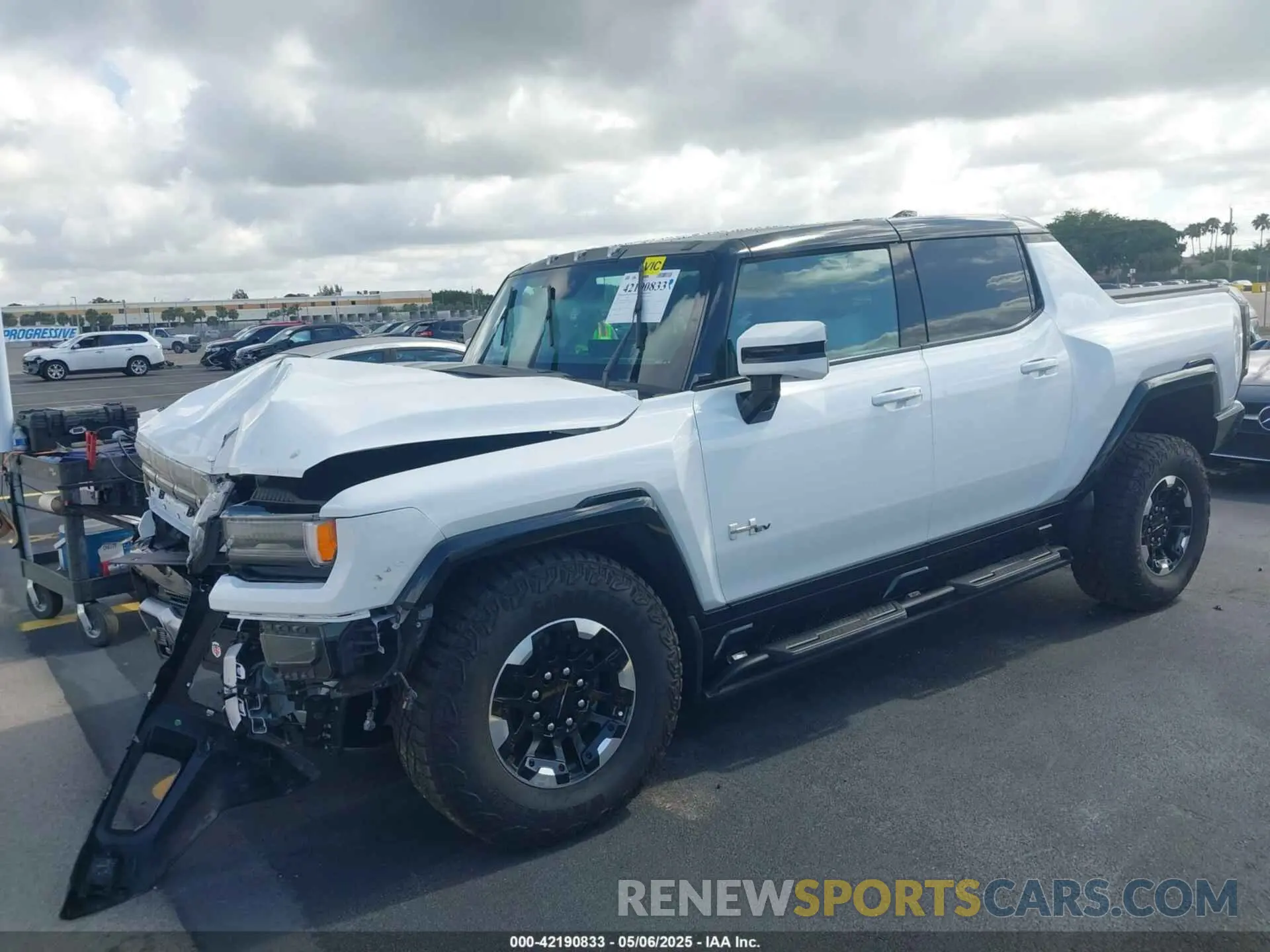 2 fotografías del automóvil dañado 1GT40FDA2NU101127 GMC HUMMER EV PICKUP 2022