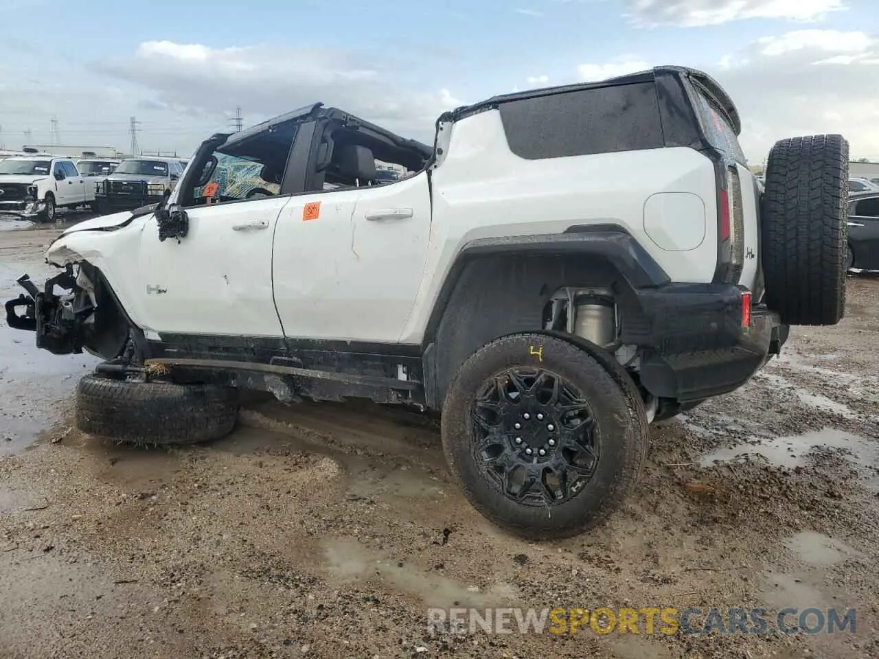 2 fotografías del automóvil dañado 1GKB0NDE5RU104280 GMC HUMMER SUV 2024